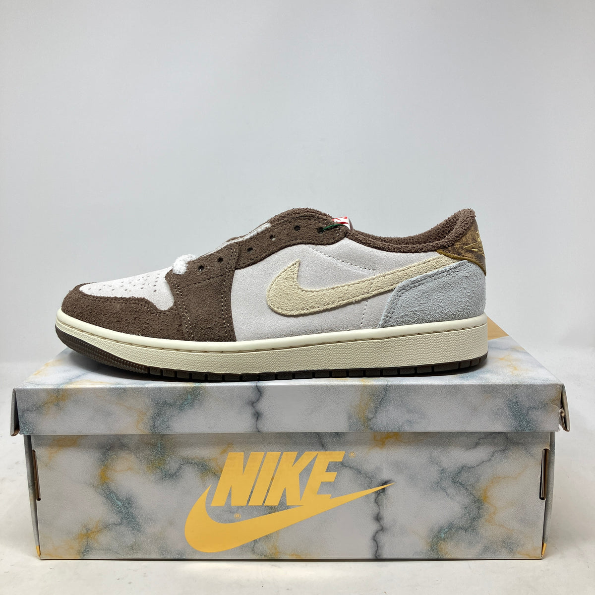 Jordan 1 Retro Low OG Year of the Rabbit