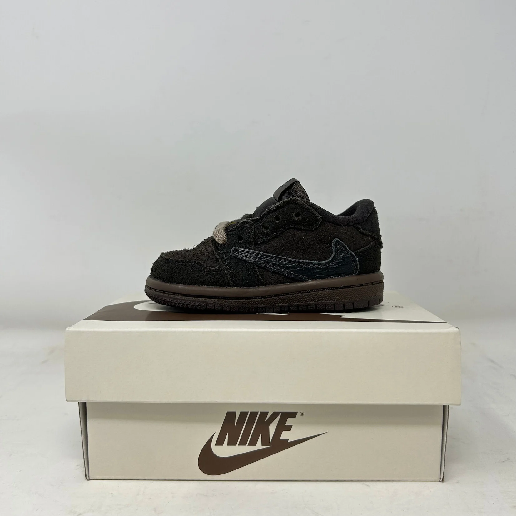 Jordan 1 Retro Low OG SP Travis Scott Velvet Brown (TD)