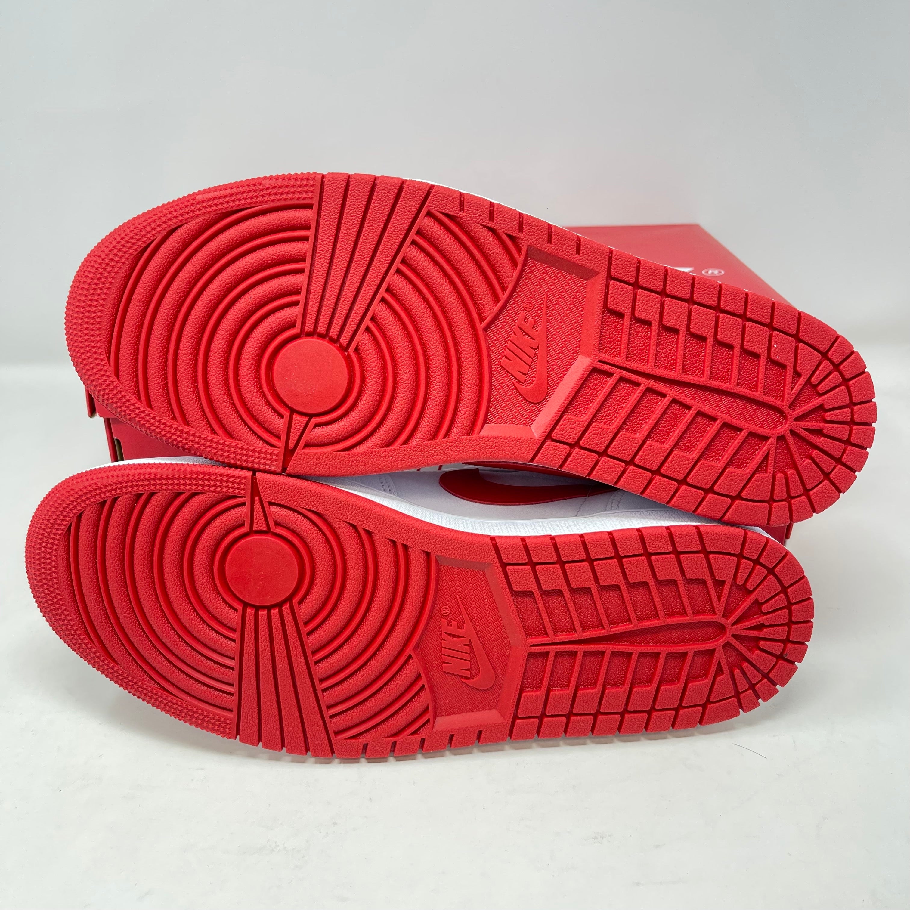 Jordan 1 Retro Low OG University Red
