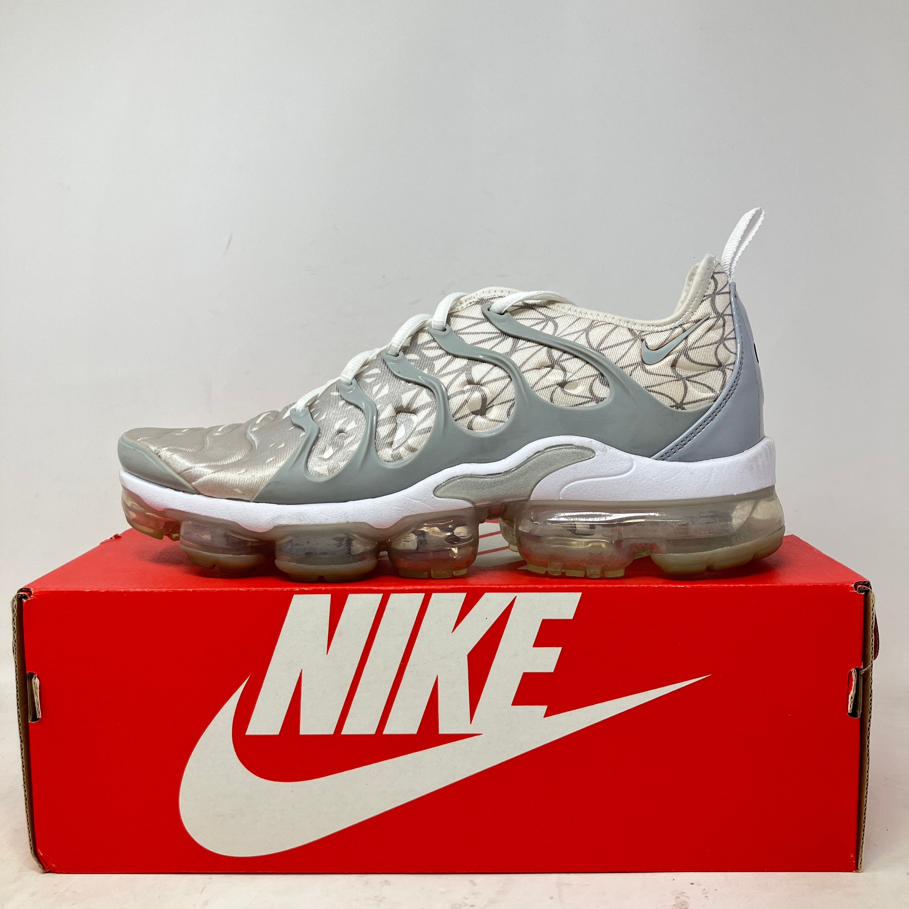 Nike Air VaporMax Plus Silver White