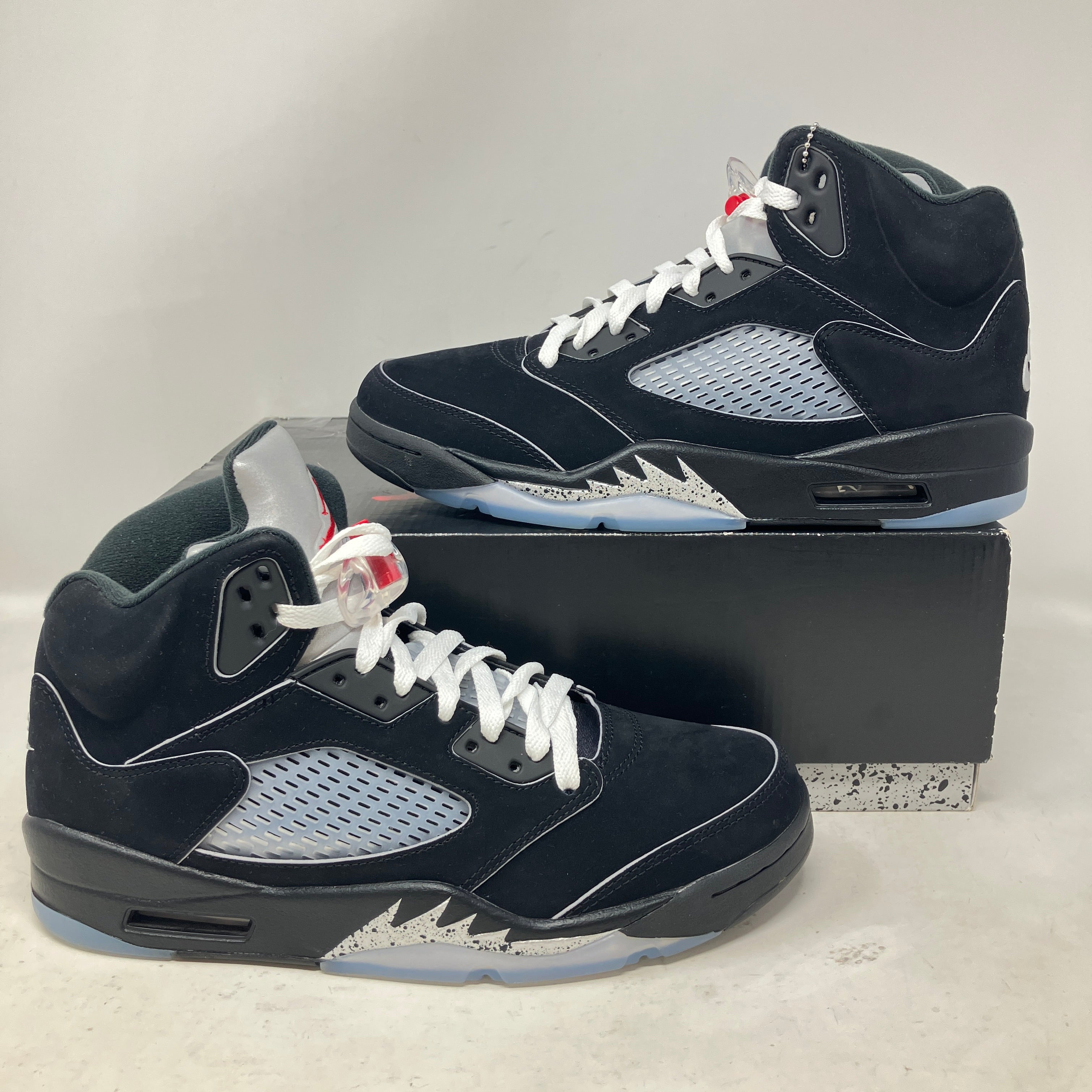 Jordan 5 Retro OG Black Metallic Reimagined