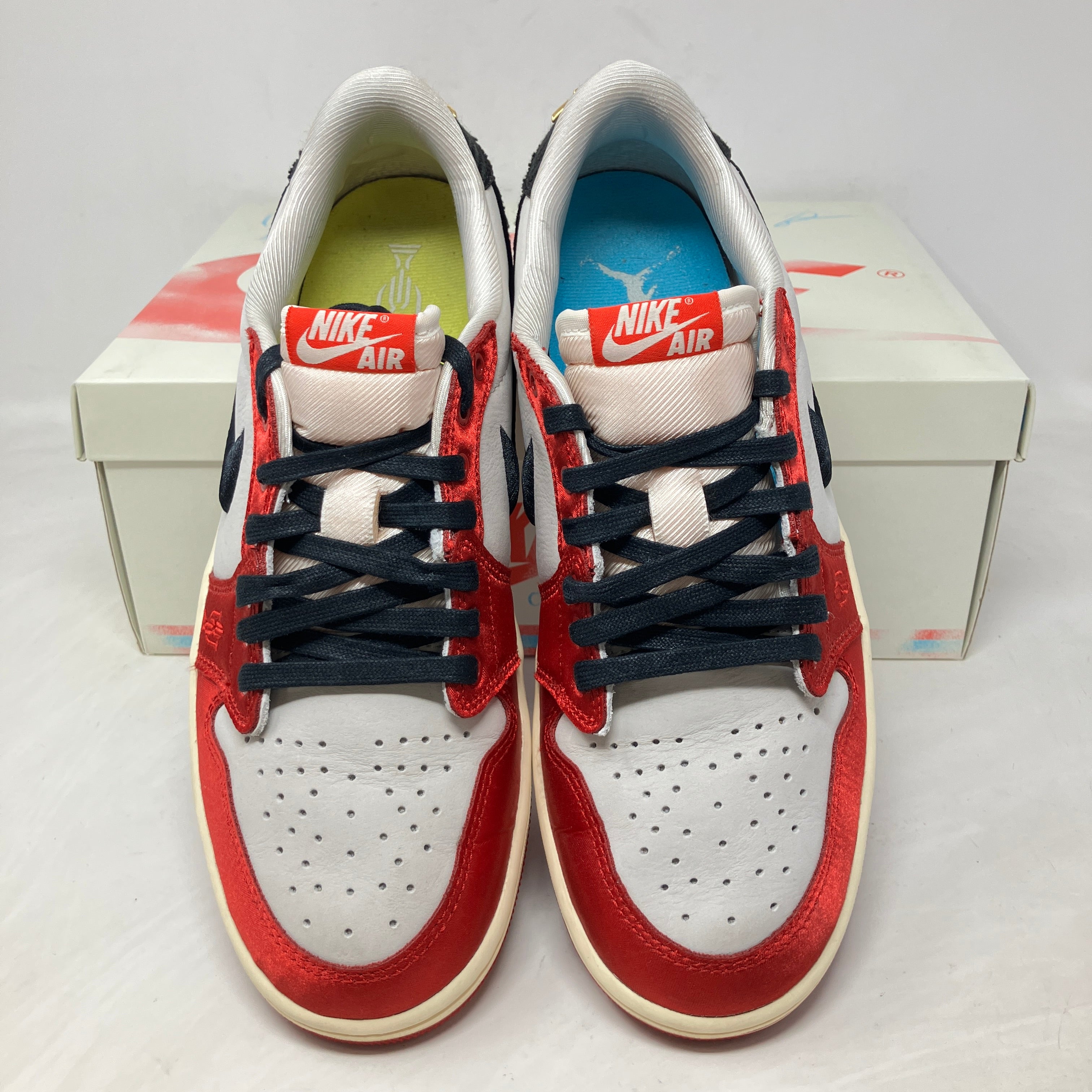 Jordan 1 Retro Low OG Trophy Room Rookie Card Away
