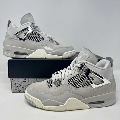 Jordan 4 Retro Frozen Moments