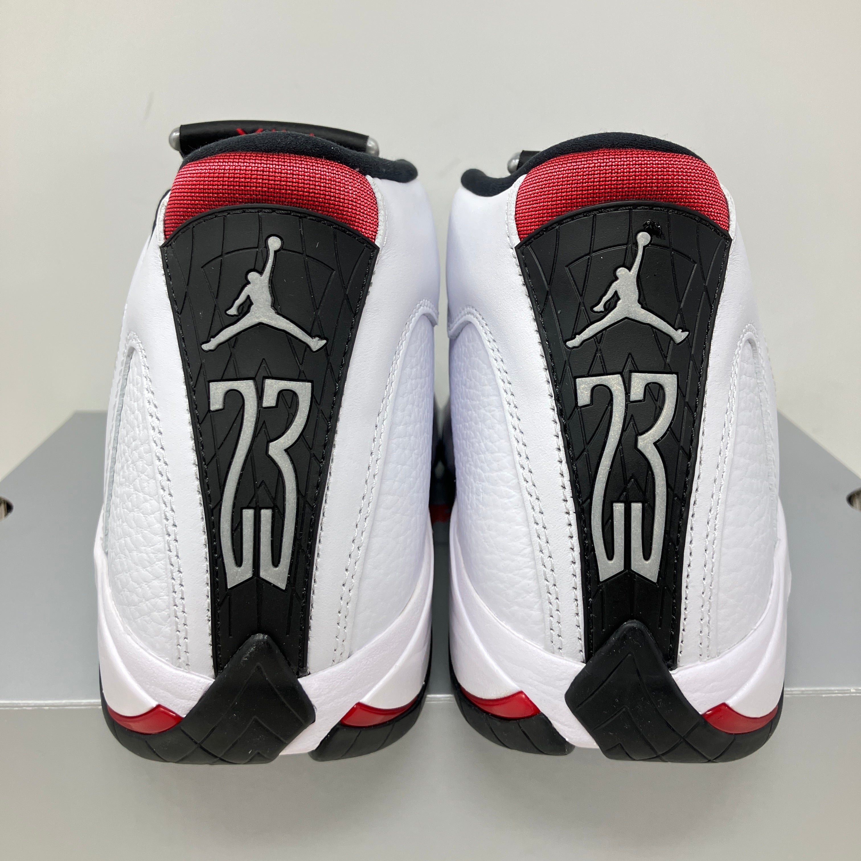 Jordan 14 Retro Black Toe (2024)