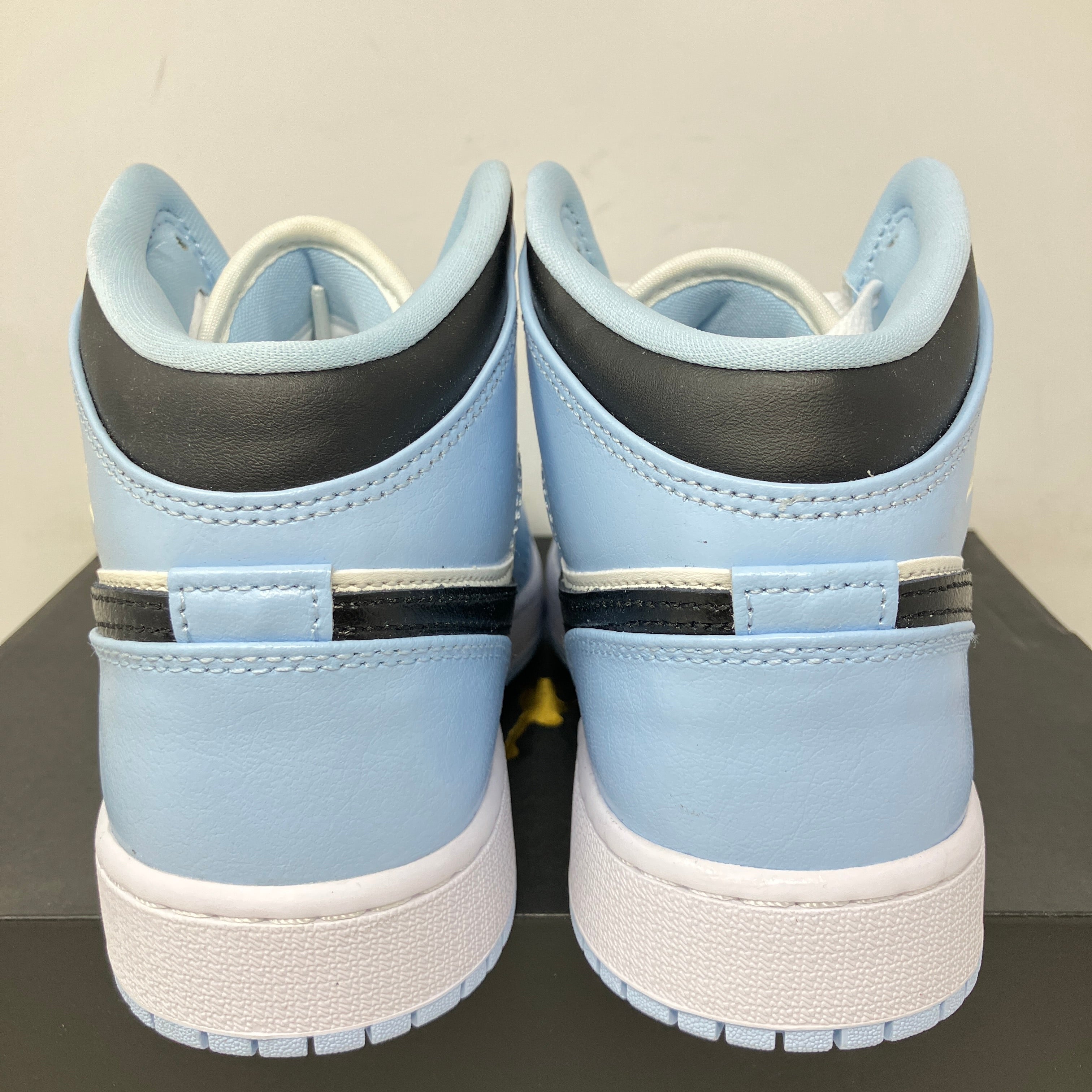 Jordan 1 Mid Ice Blue (2022) (GS)