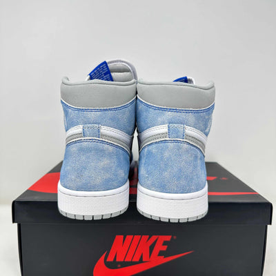 Jordan 1 Retro High Hyper Royal Smoke Grey