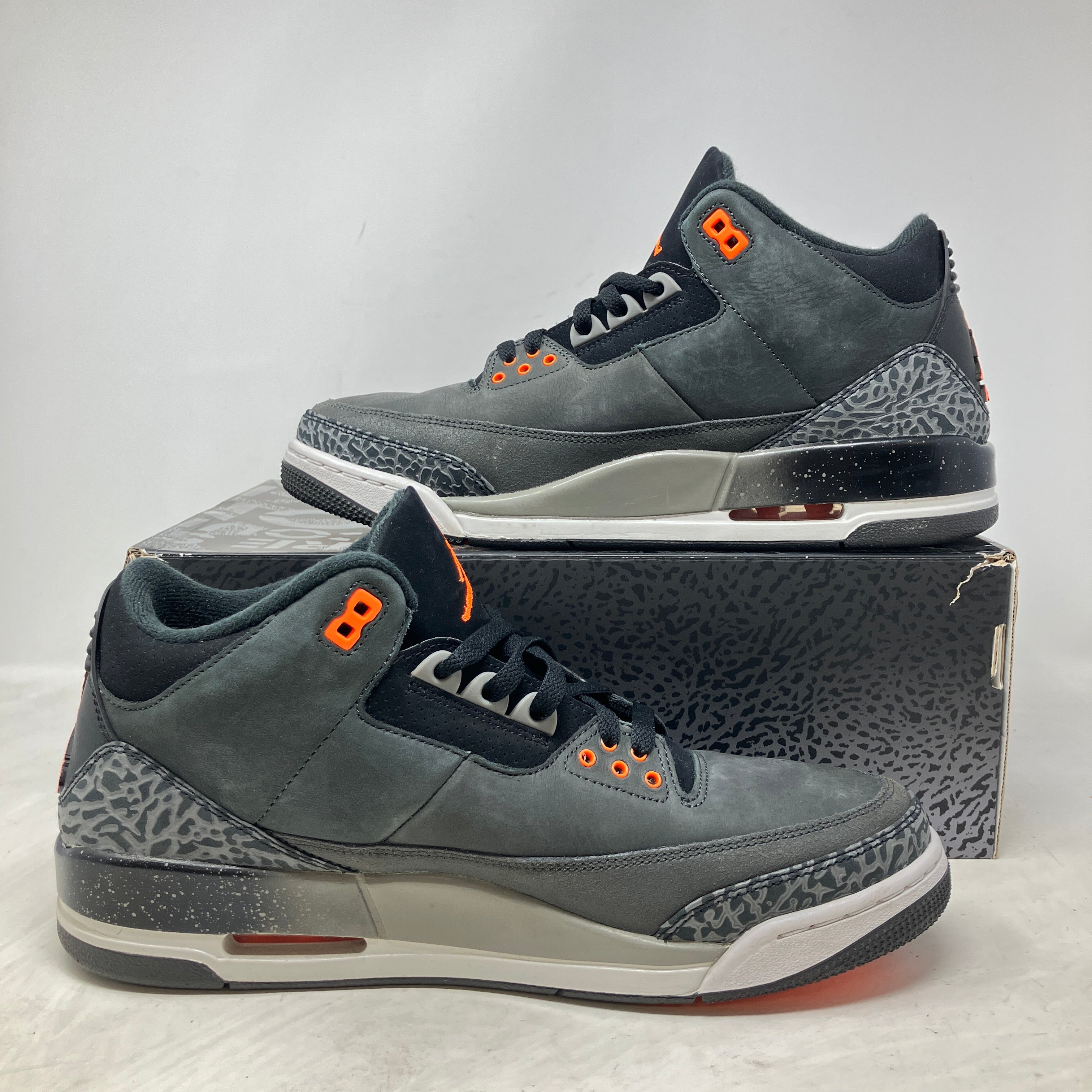 Jordan 3 Retro Fear Pack (2023)