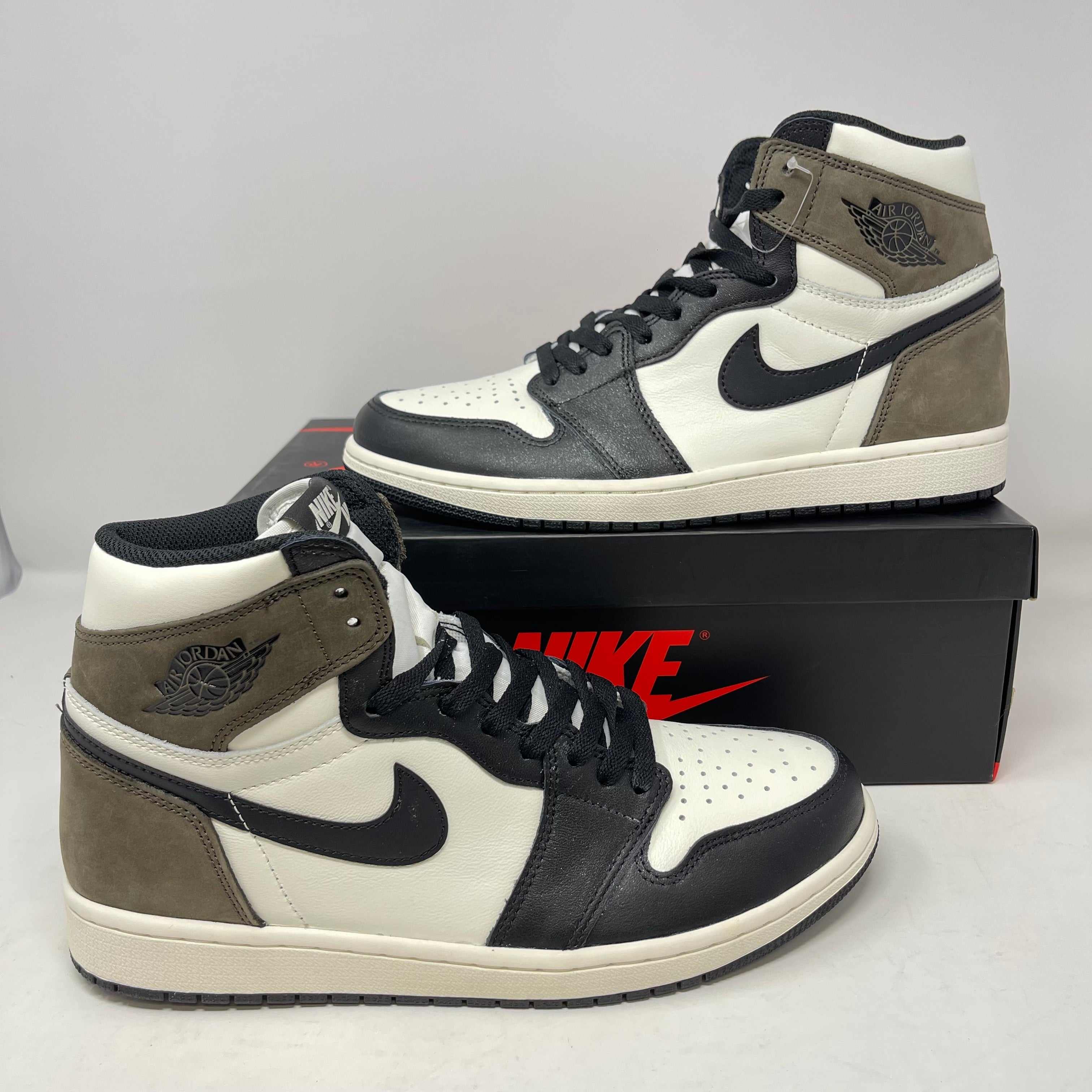 Jordan 1 Retro High Dark Mocha