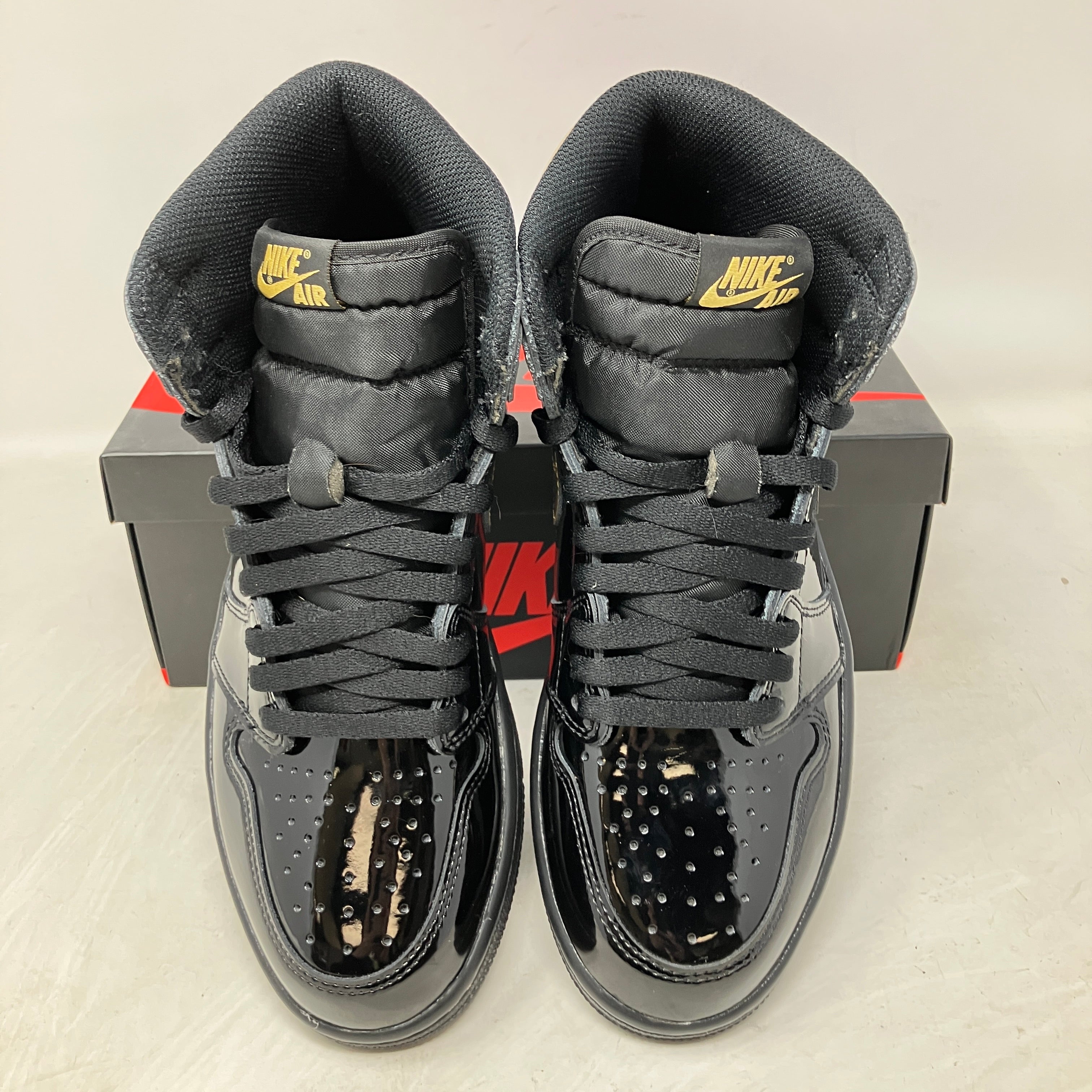 Jordan 1 Retro High Black Metallic Gold (2020)