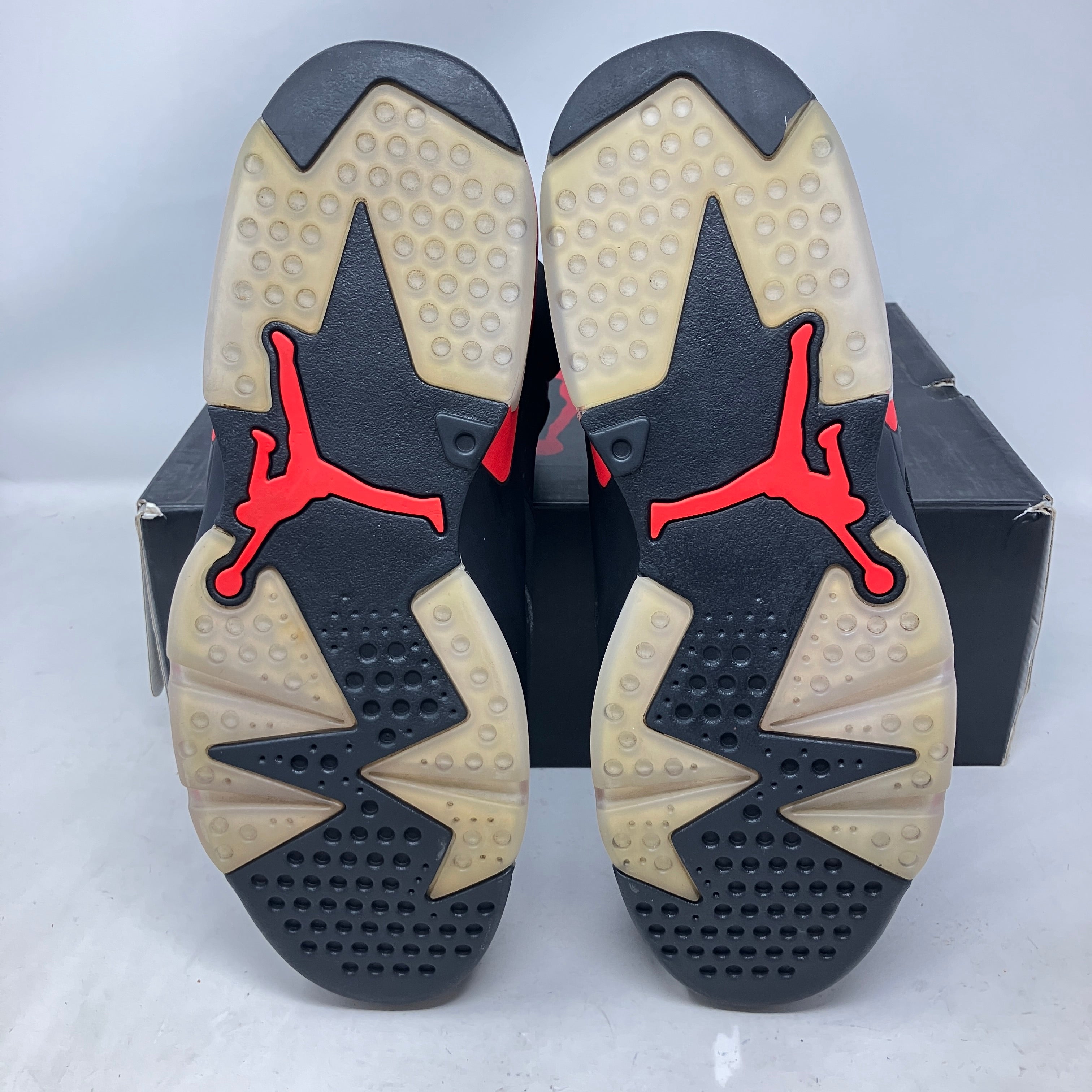 Jordan 6 Retro Black Infrared (2019)