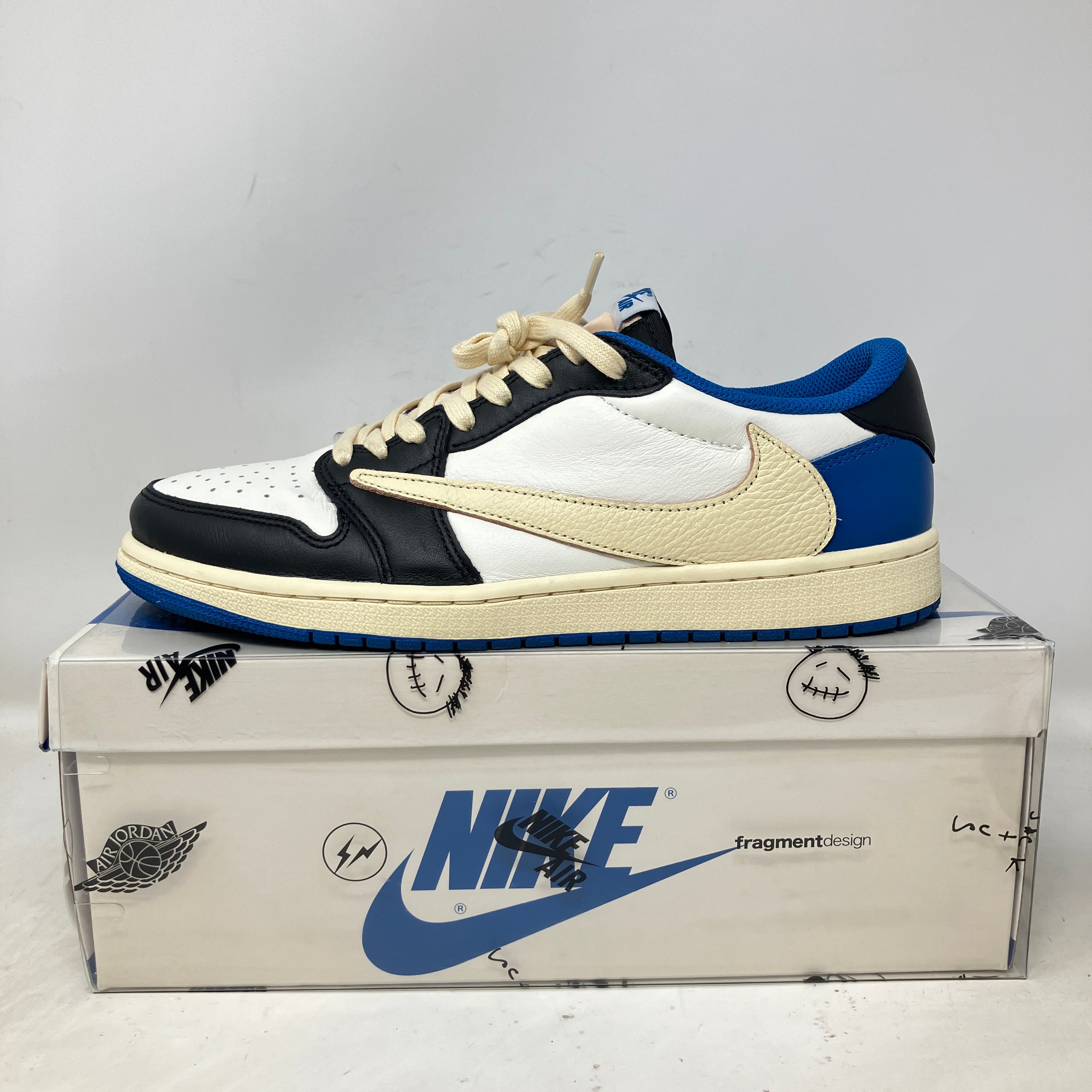 Jordan 1 Retro Low OG SP Fragment x Travis Scott