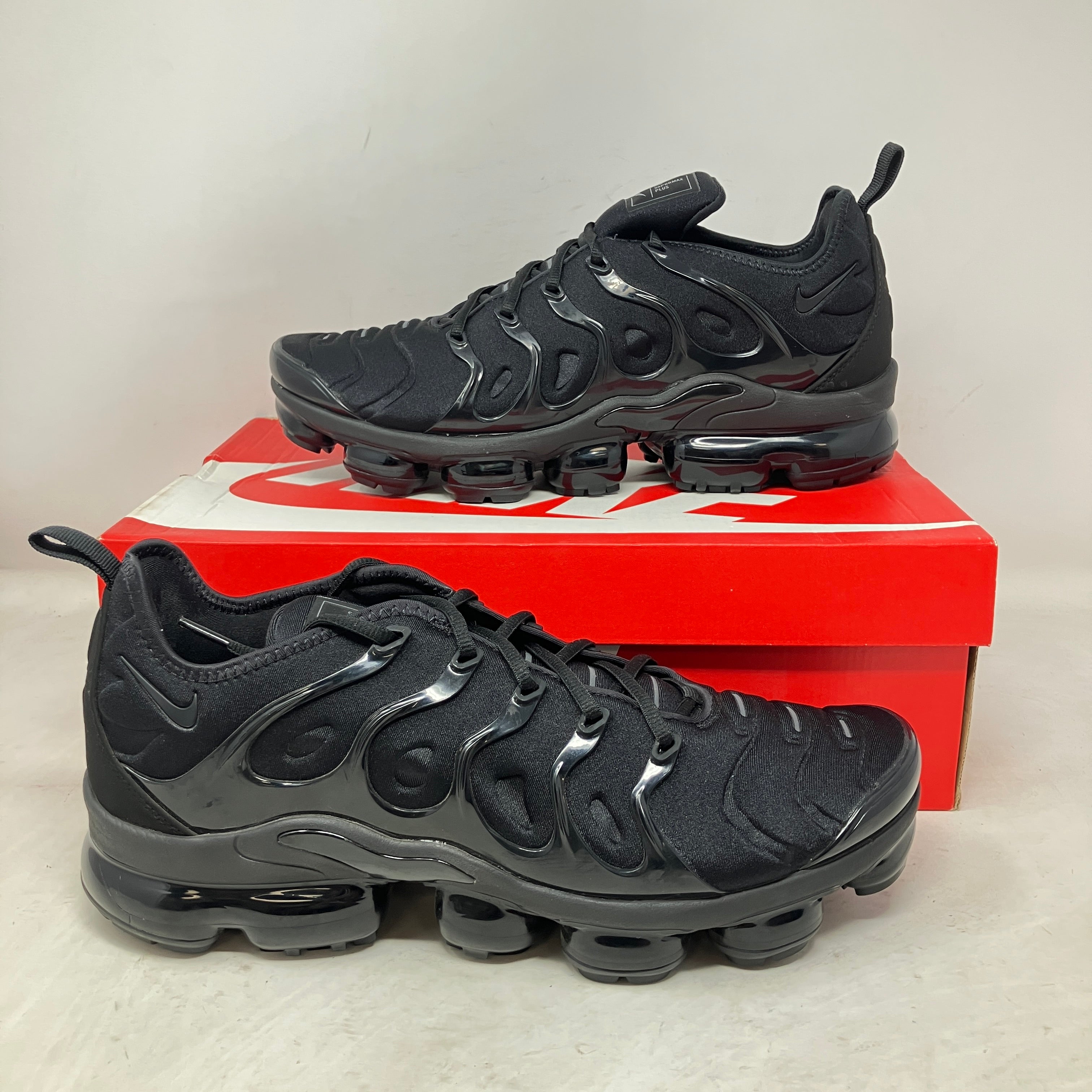 Nike Air VaporMax Plus Triple Black