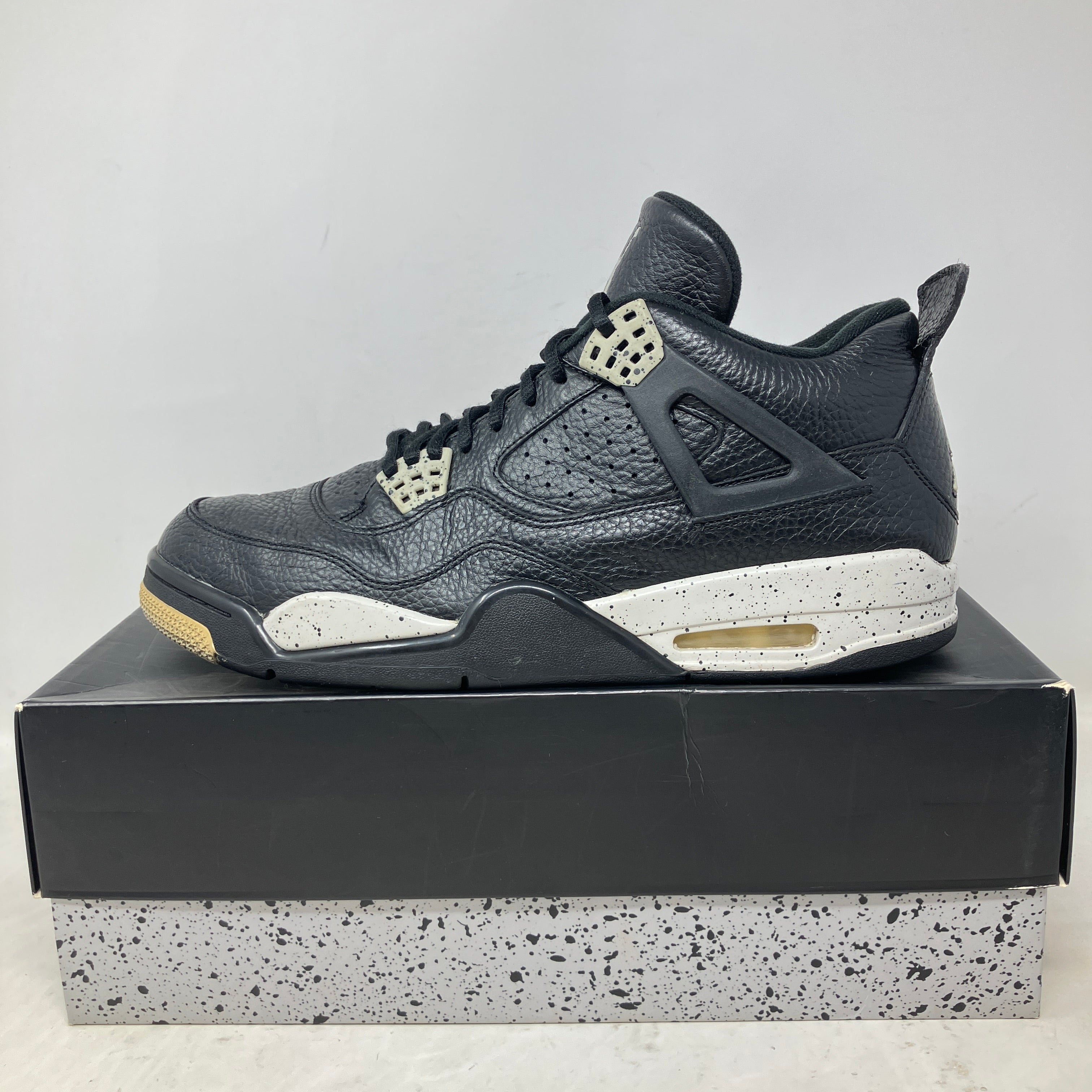 Jordan 4 Retro Oreo (2015)