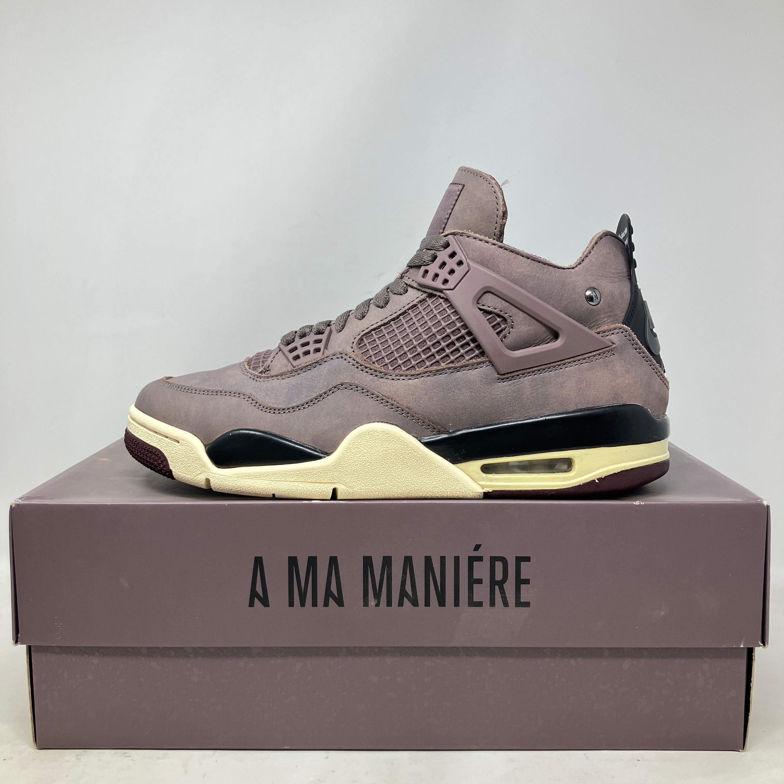 Jordan 4 Retro SP A Ma Maniére Violet Ore