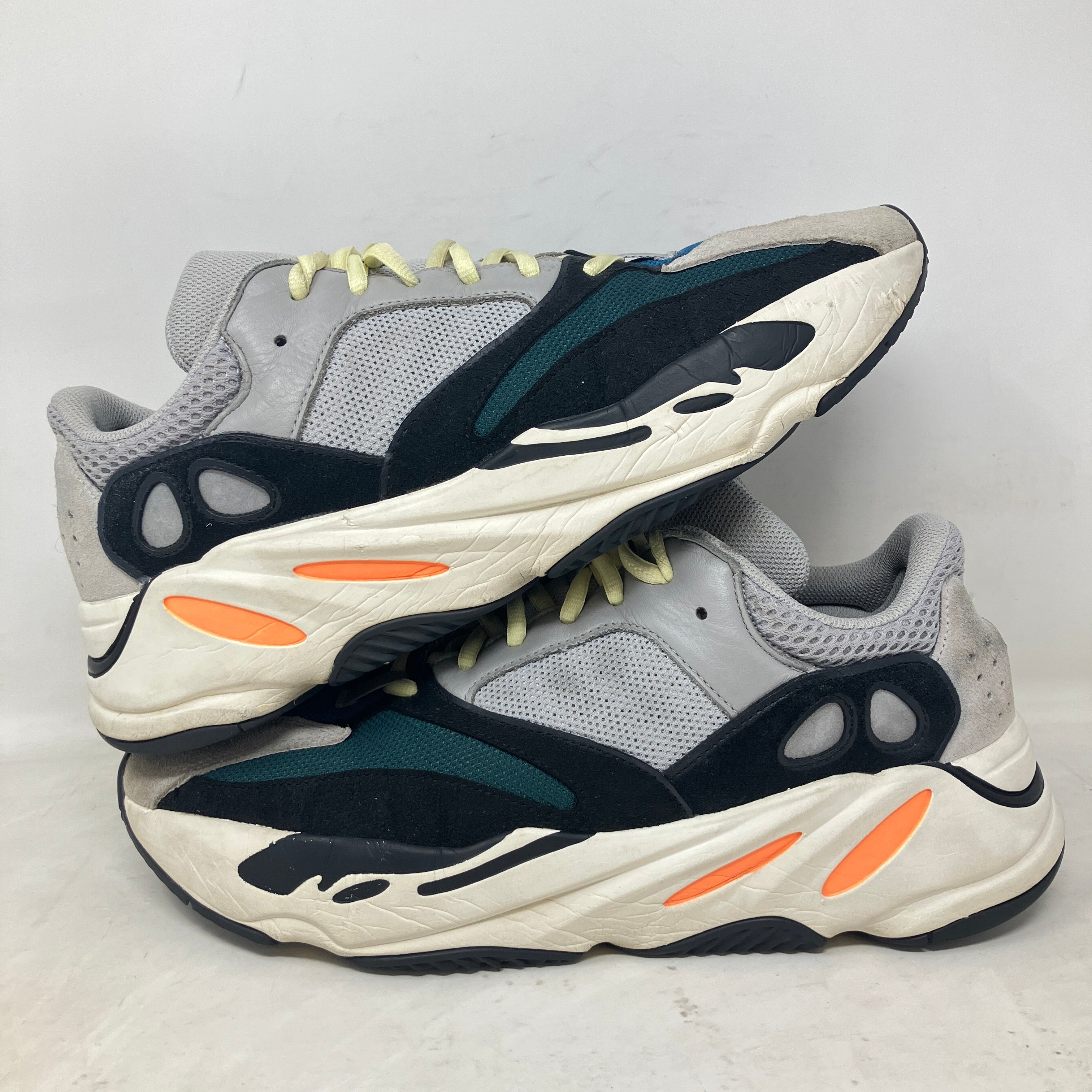 adidas Yeezy Boost 700 Wave Runner