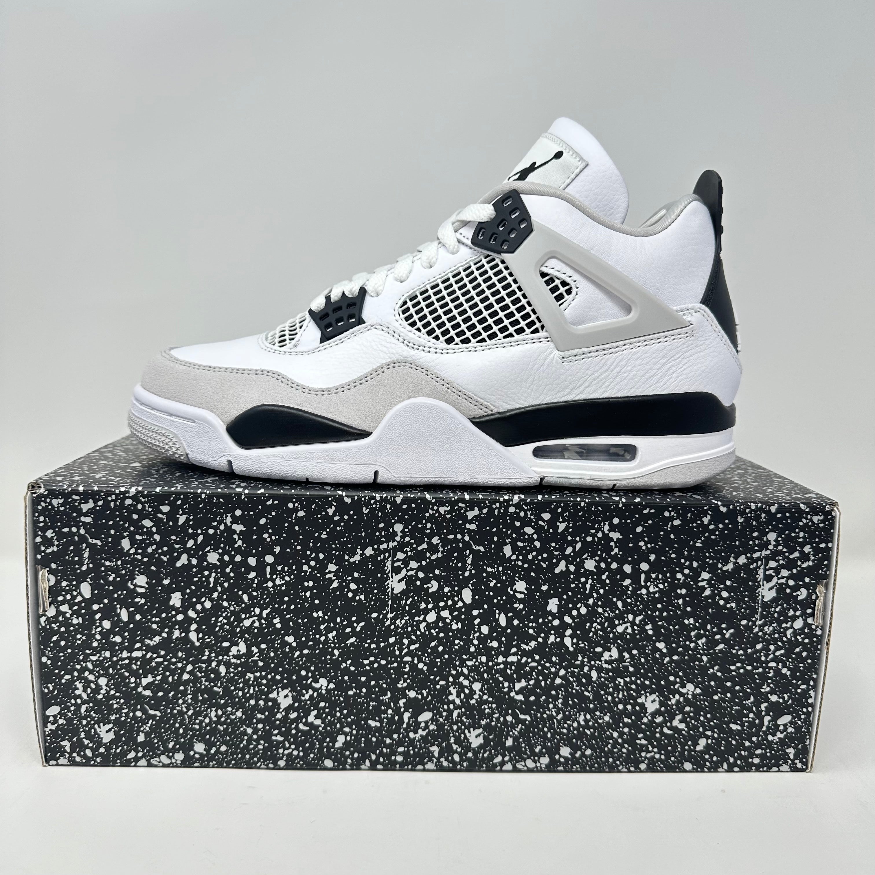 Jordan 4 Retro Military Black