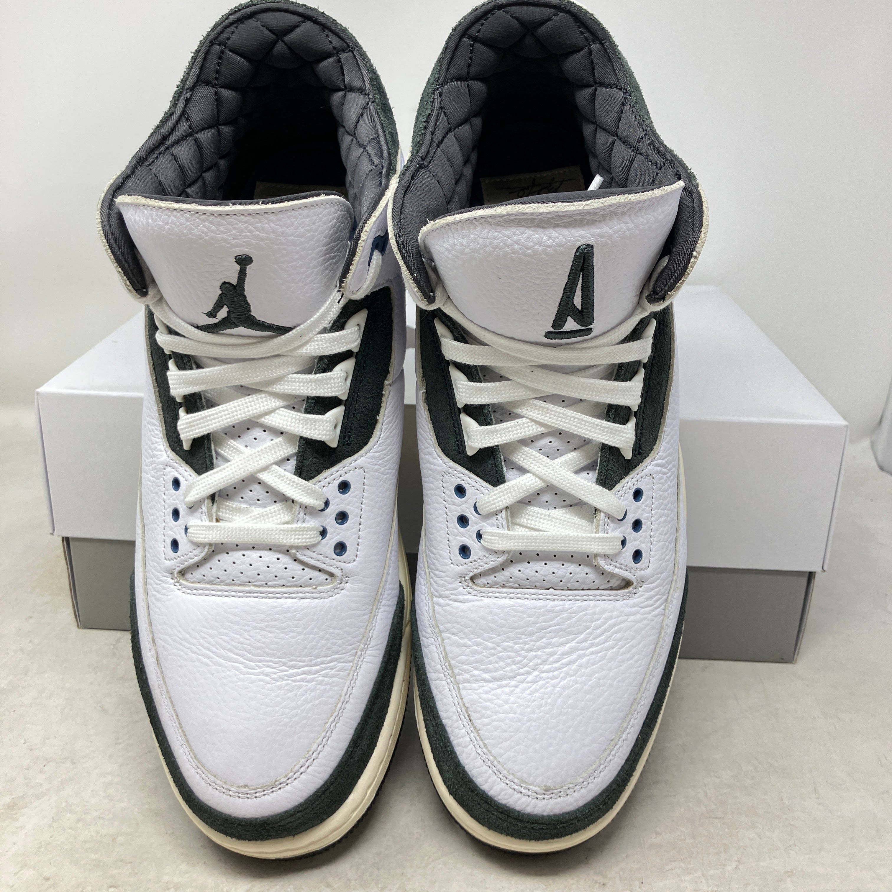 Jordan 3 Retro OG SP A Ma Maniére Diffused Blue