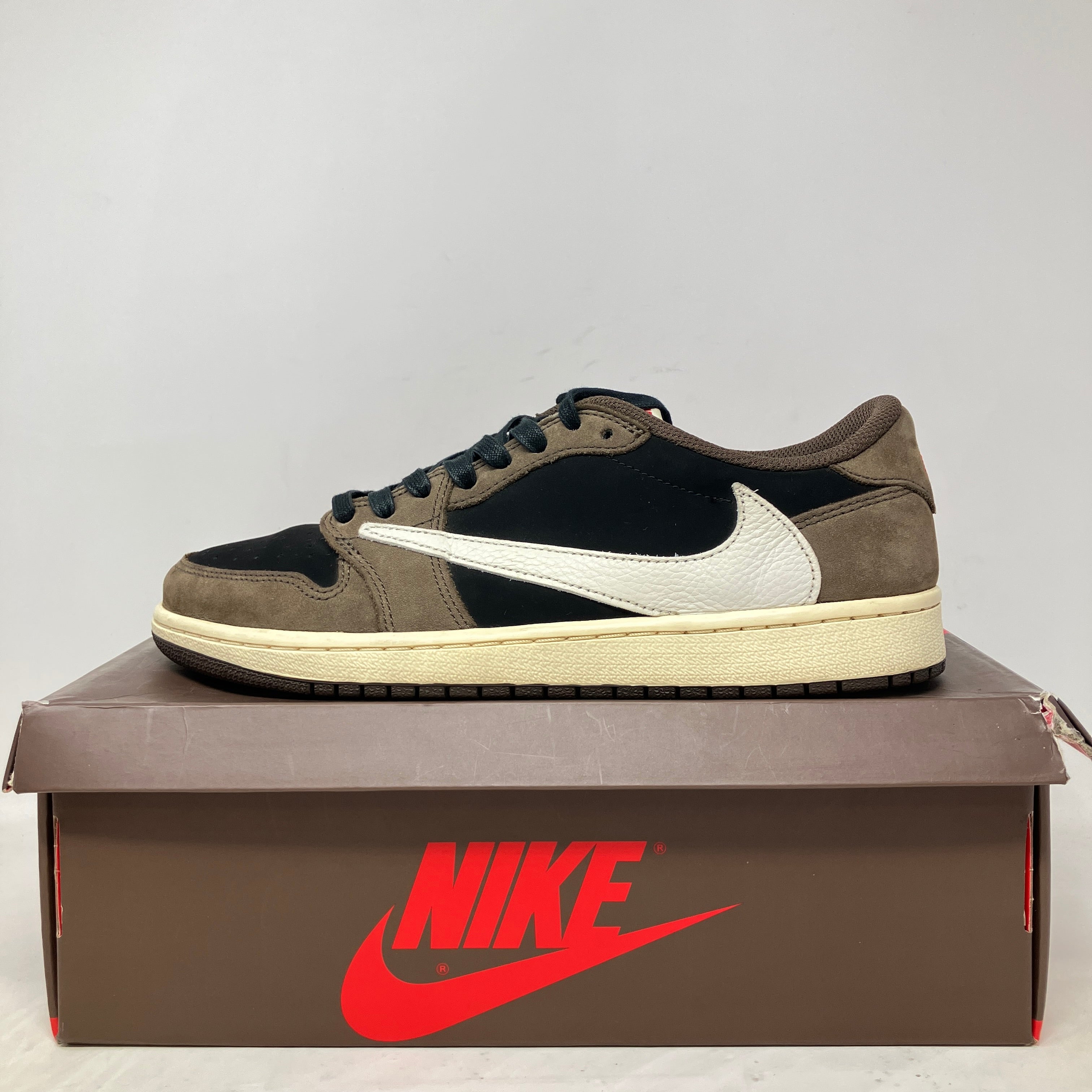 Jordan 1 Retro Low OG SP Travis Scott Mocha