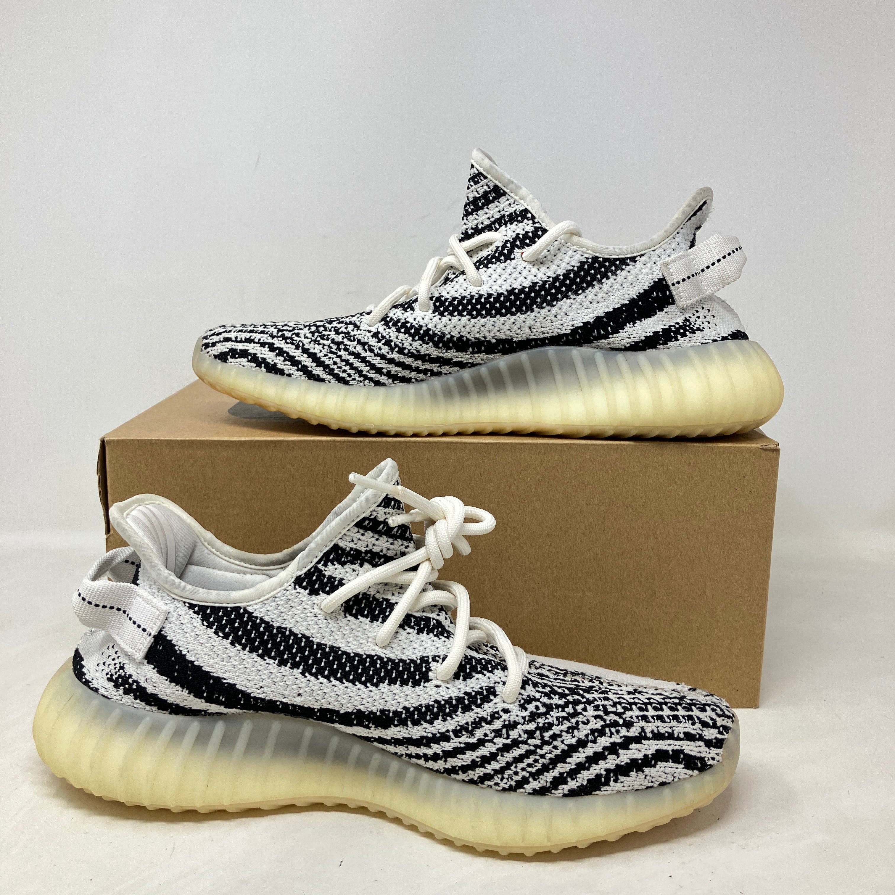 adidas Yeezy Boost 350 V2 Zebra