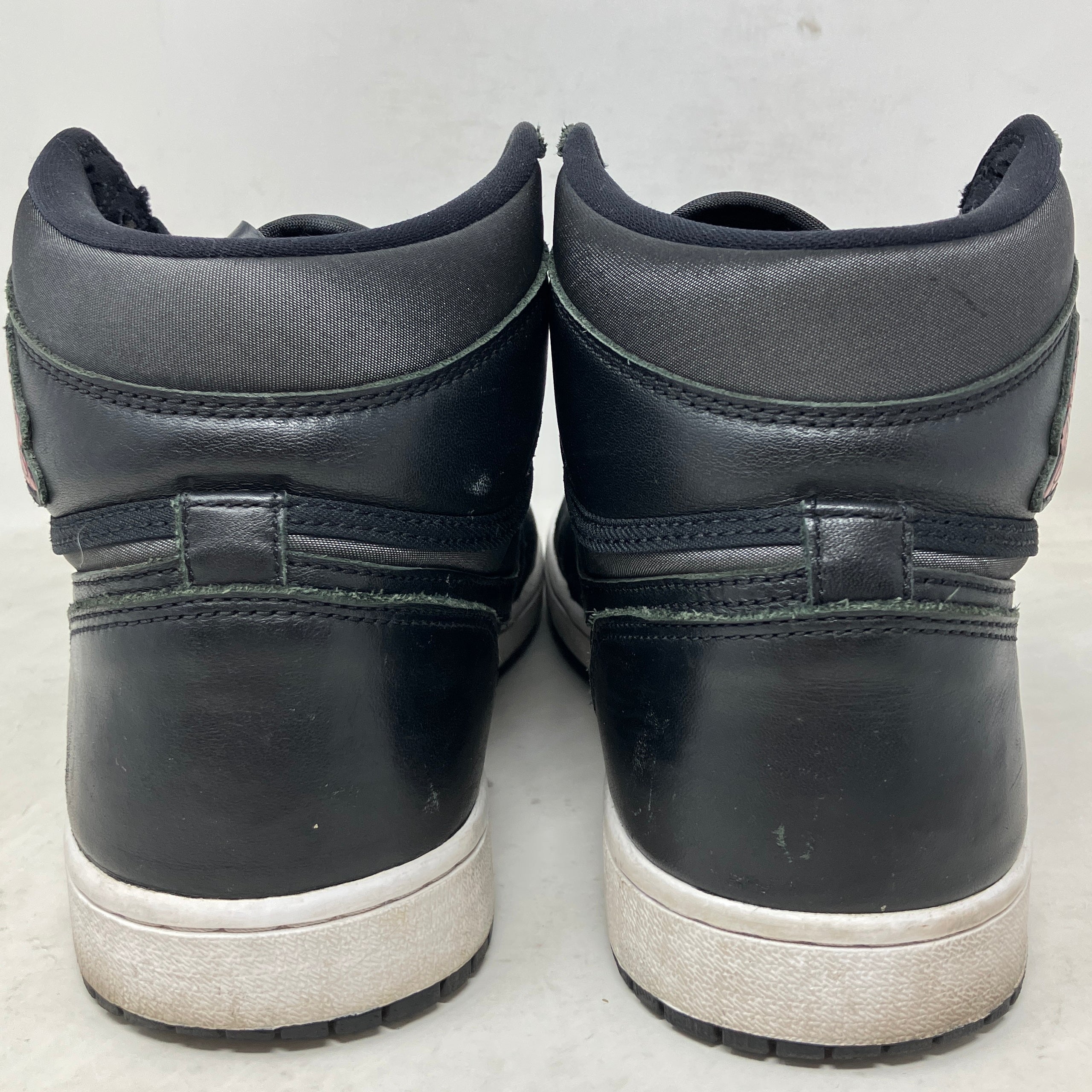 Jordan 1 Retro High Black Satin Gym Red