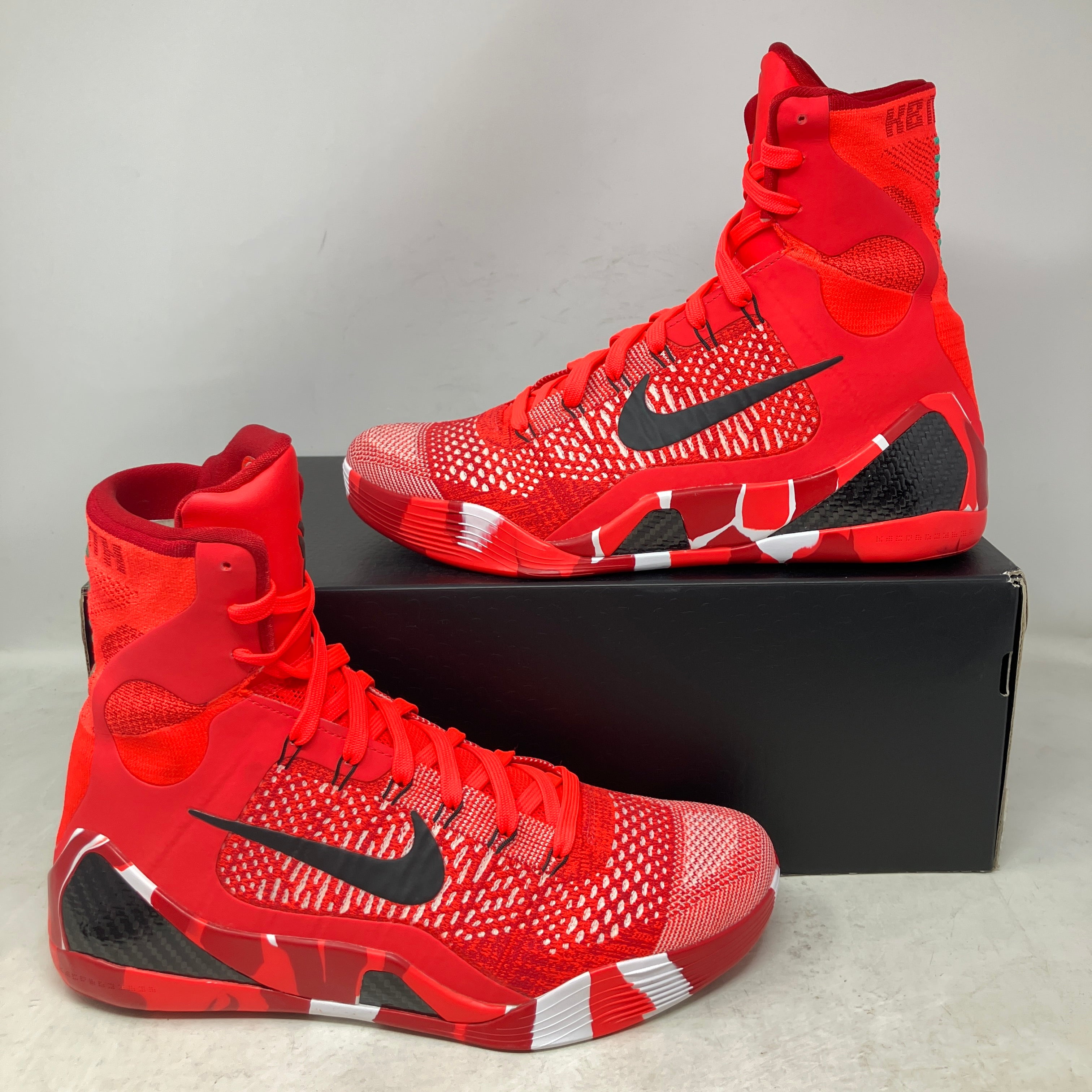 Nike Kobe 9 Elite Protro Christmas (2024)