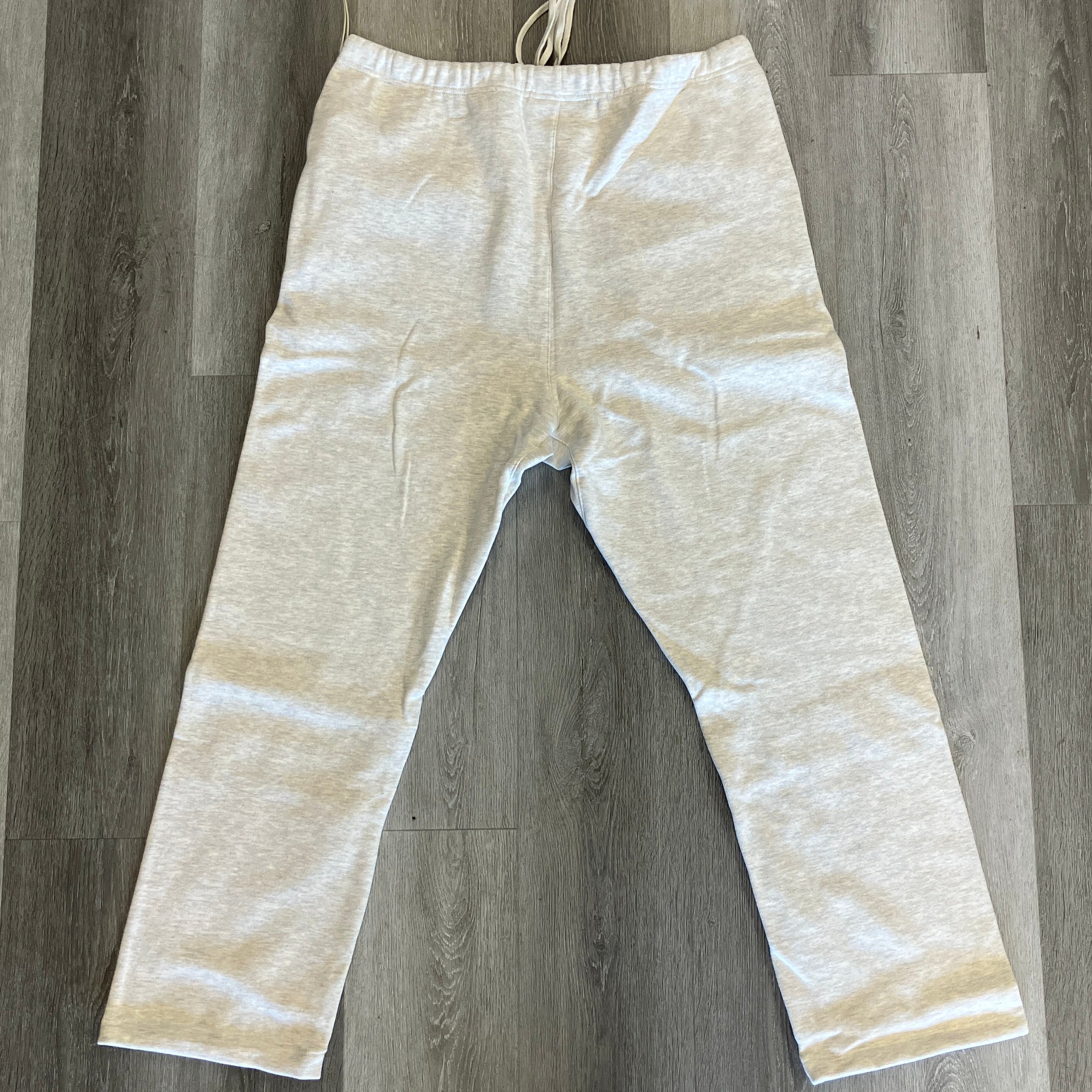 Fear of God Essentials Relaxed Sweatpants Light Oatmeal
