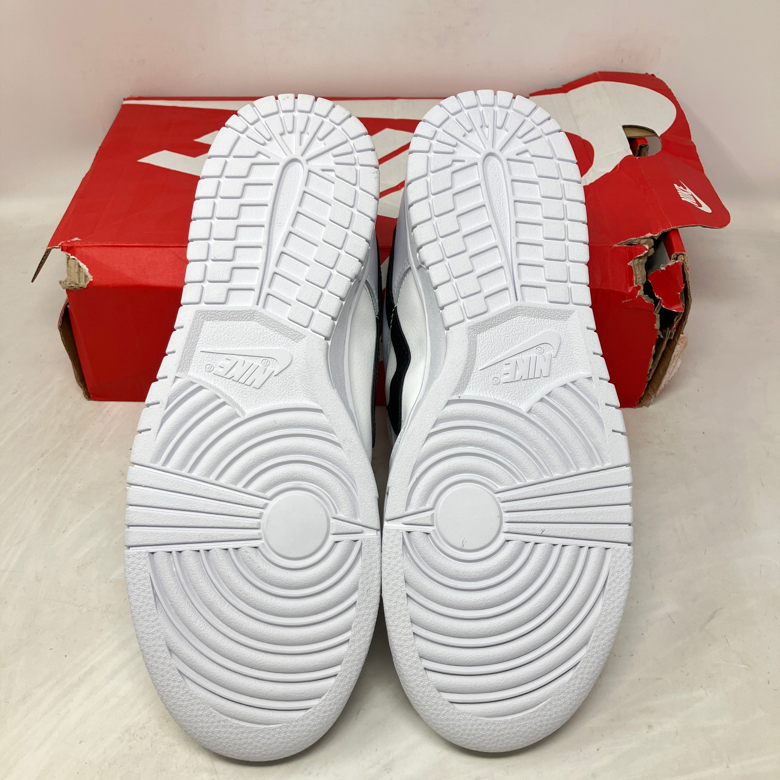 Nike Dunk Low Reverse Panda