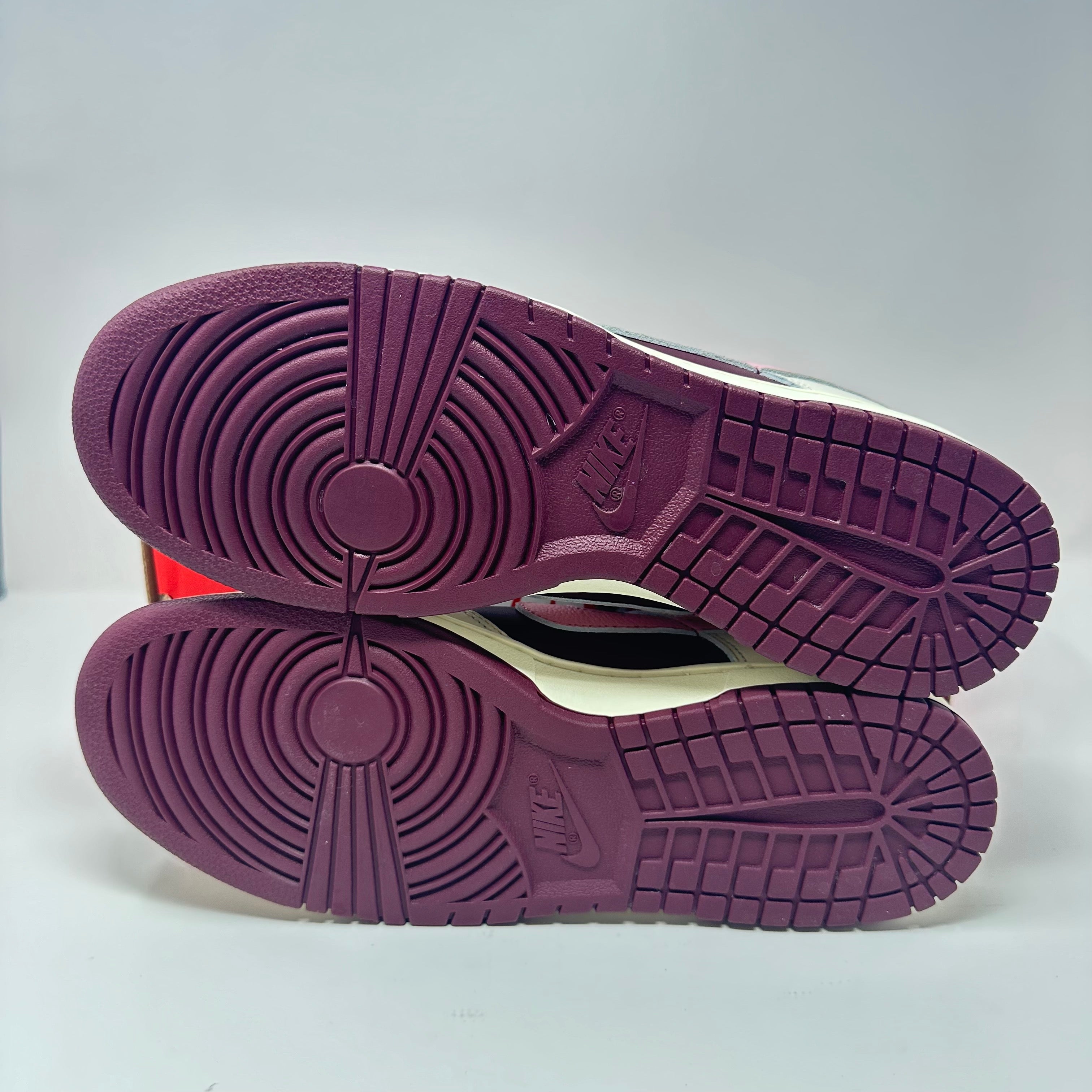Nike Dunk Low Retro PRM Valentine's Day (2023)