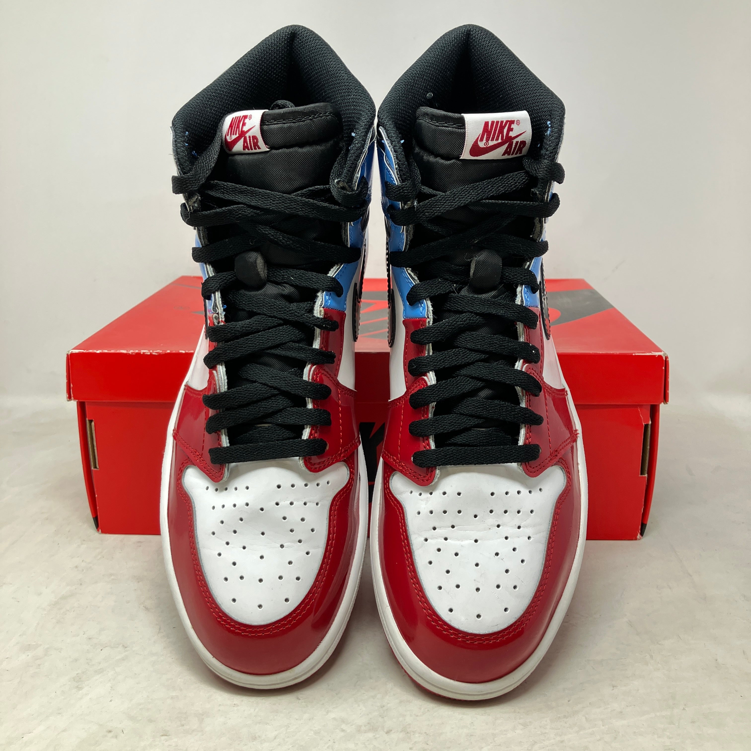 Jordan 1 Retro High Fearless UNC Chicago