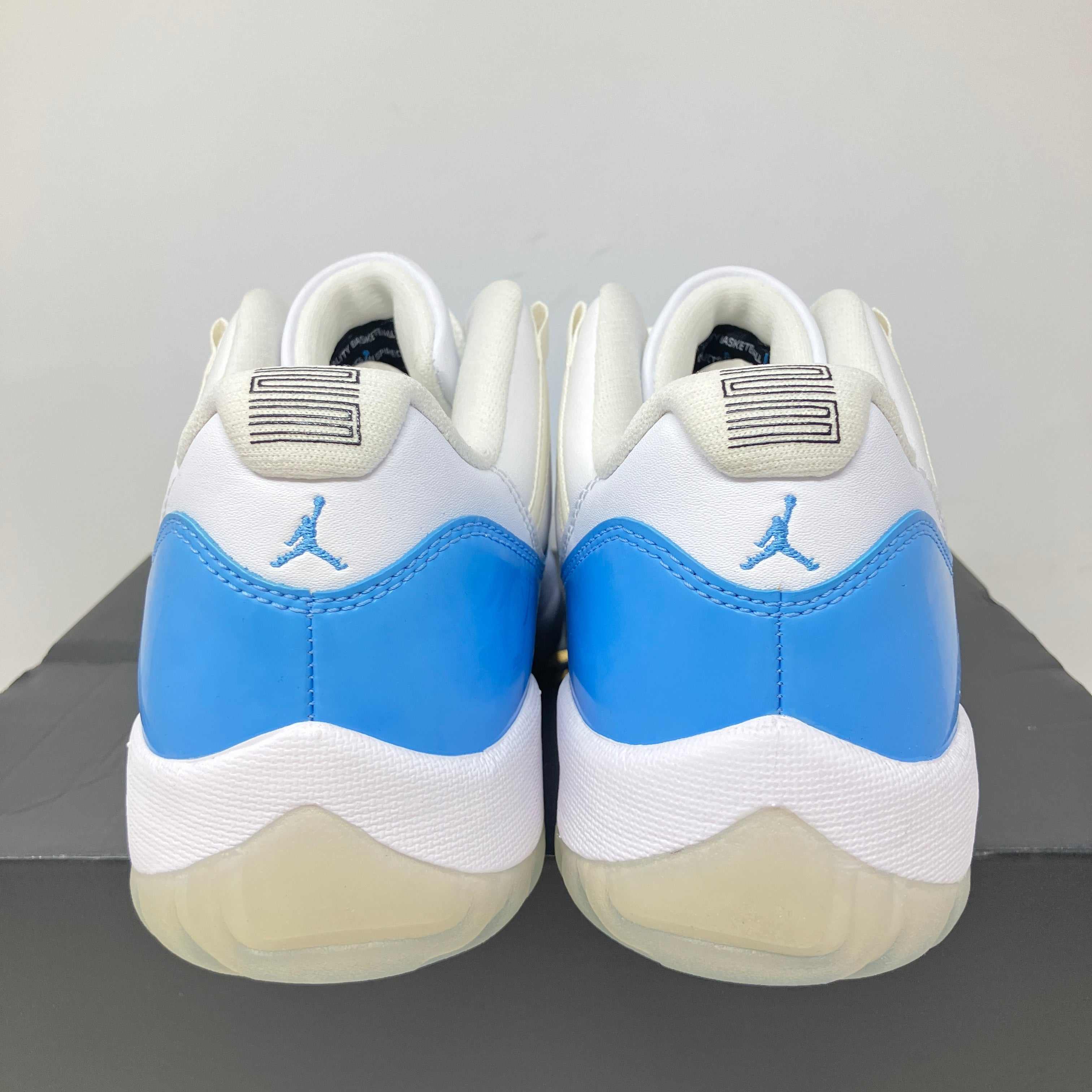 Jordan 11 Retro Low University Blue (2017)
