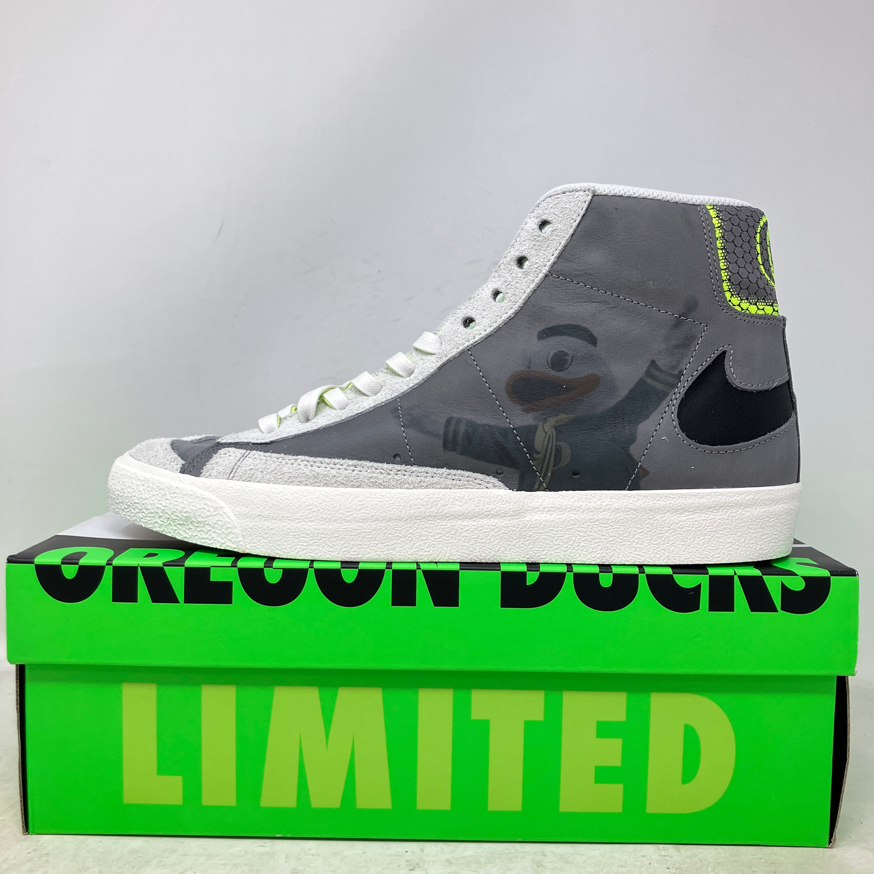 Nike Blazer Mid '77 Oregon Ducks PE