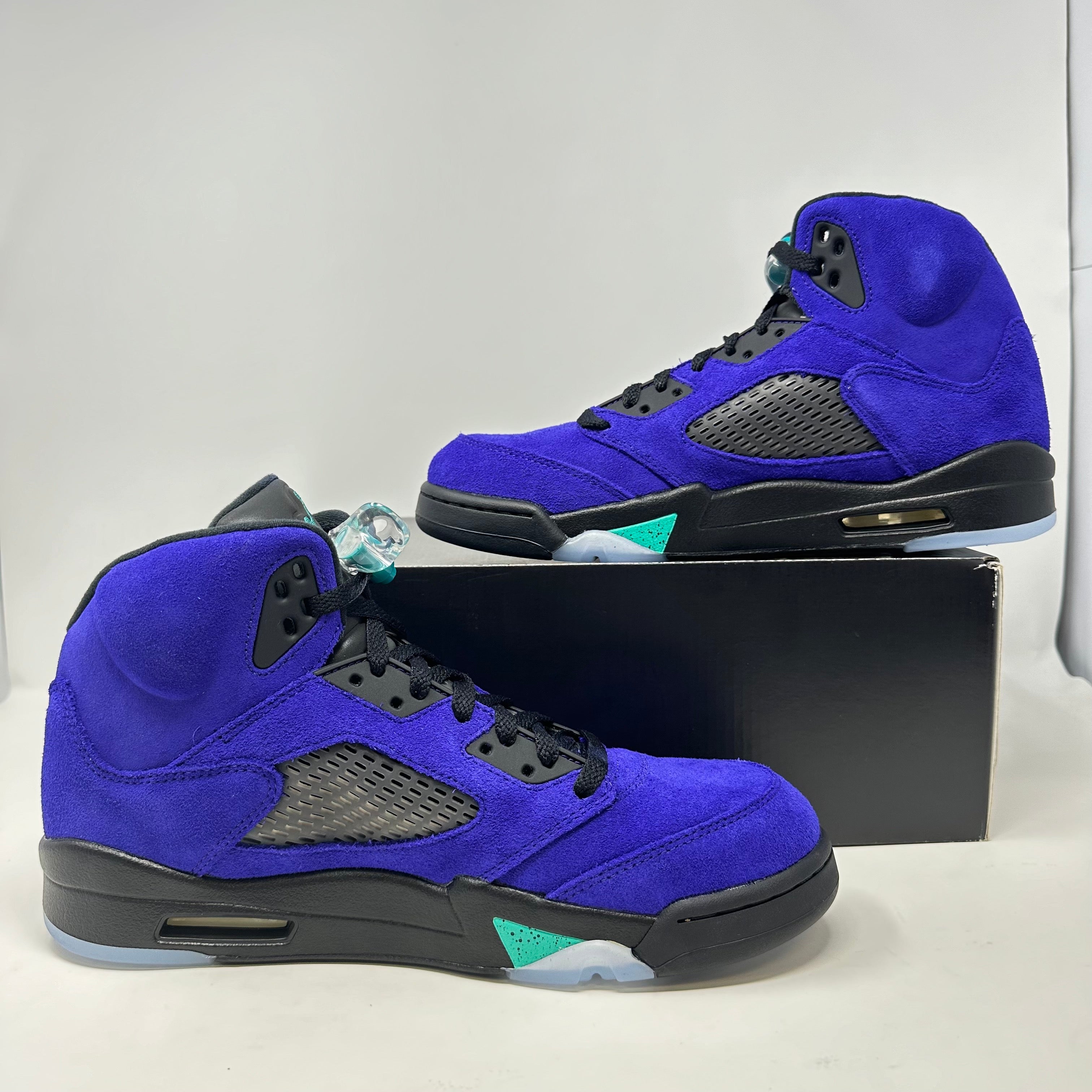 Jordan 5 Retro Alternate Grape