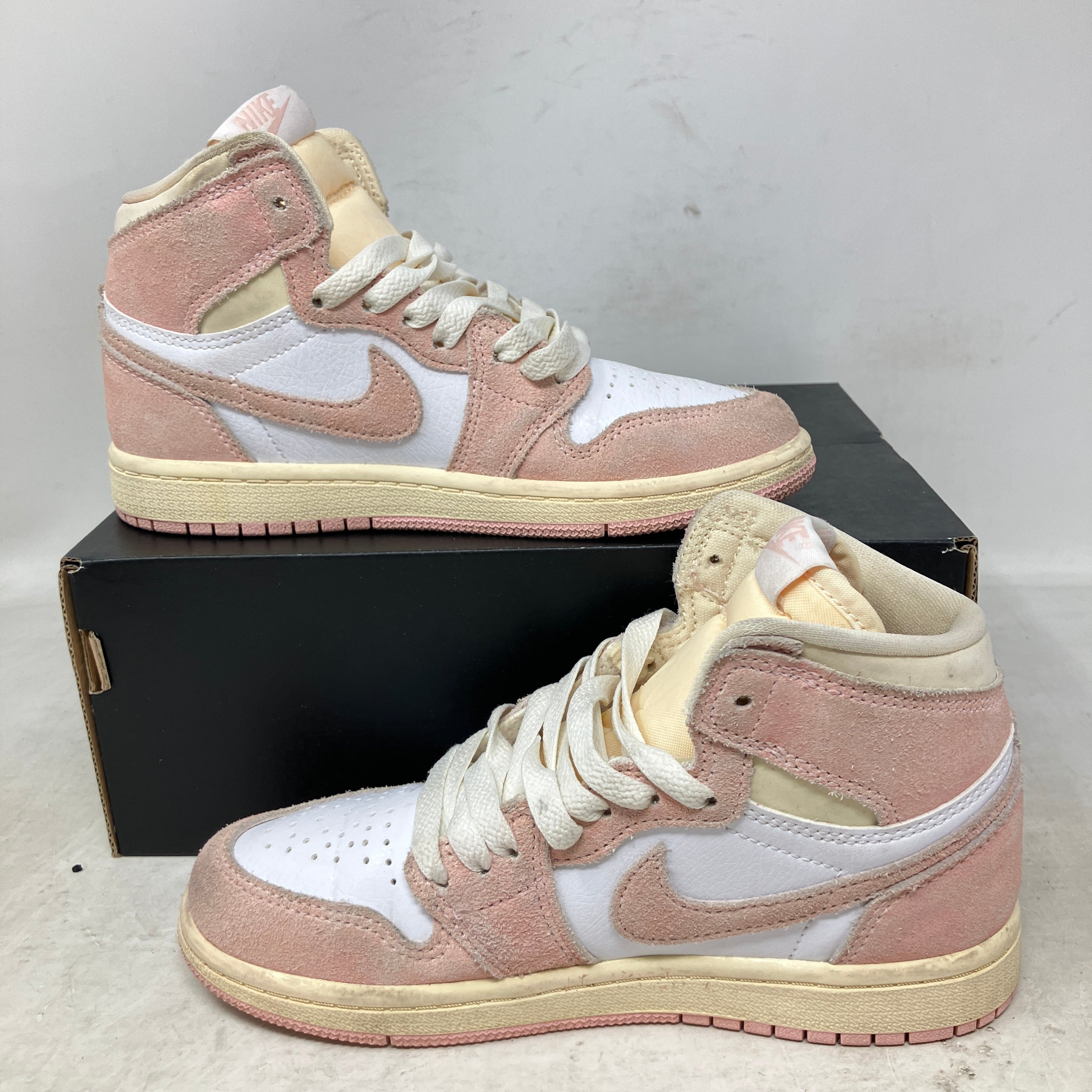 Jordan 1 Retro High OG Washed Pink (PS)
