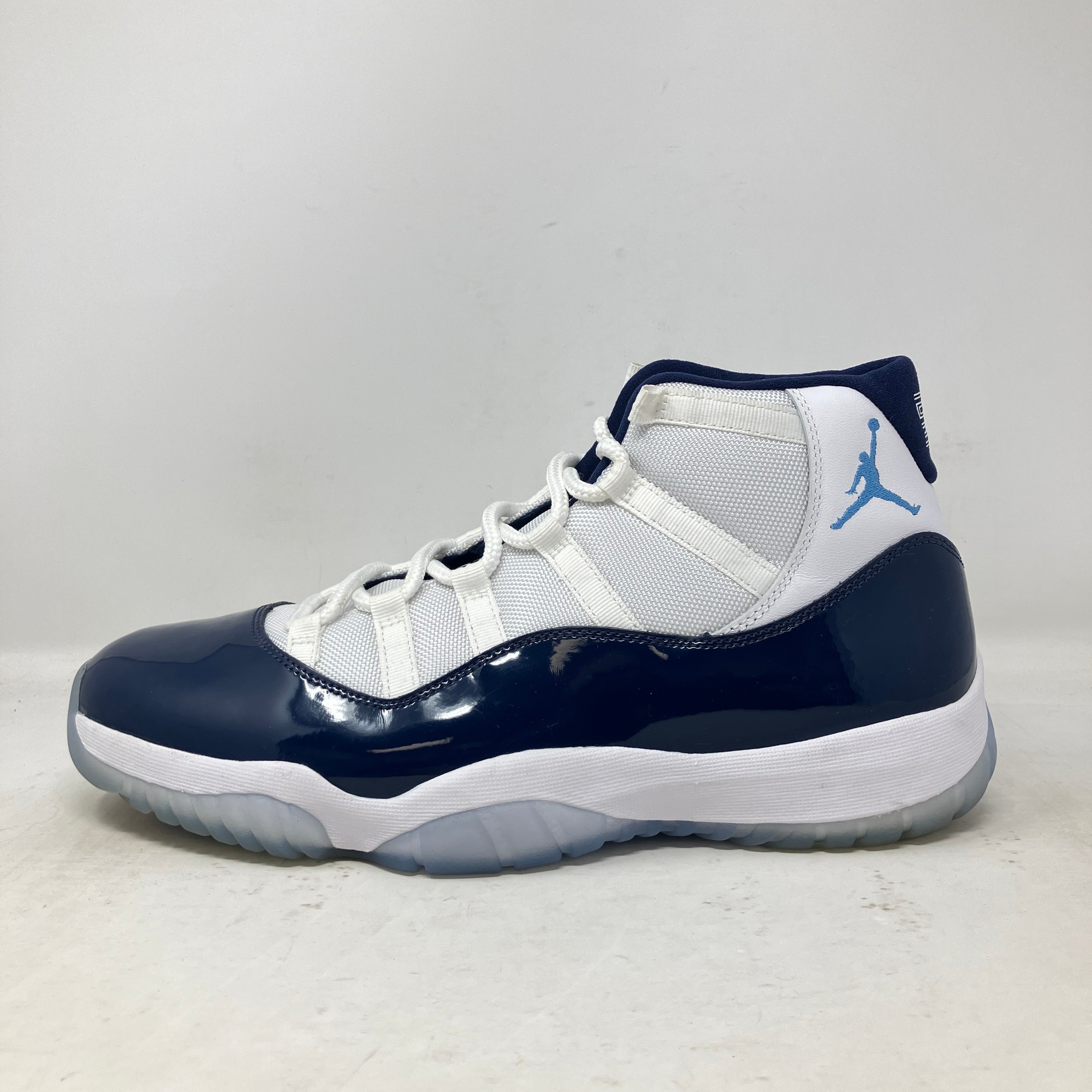 Jordan 11 Retro UNC Win Like 82