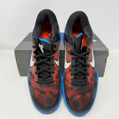Pre-owned Nike Kobe 7 Poison Dart Frog sneakers with blue and red design, includes all accessories.