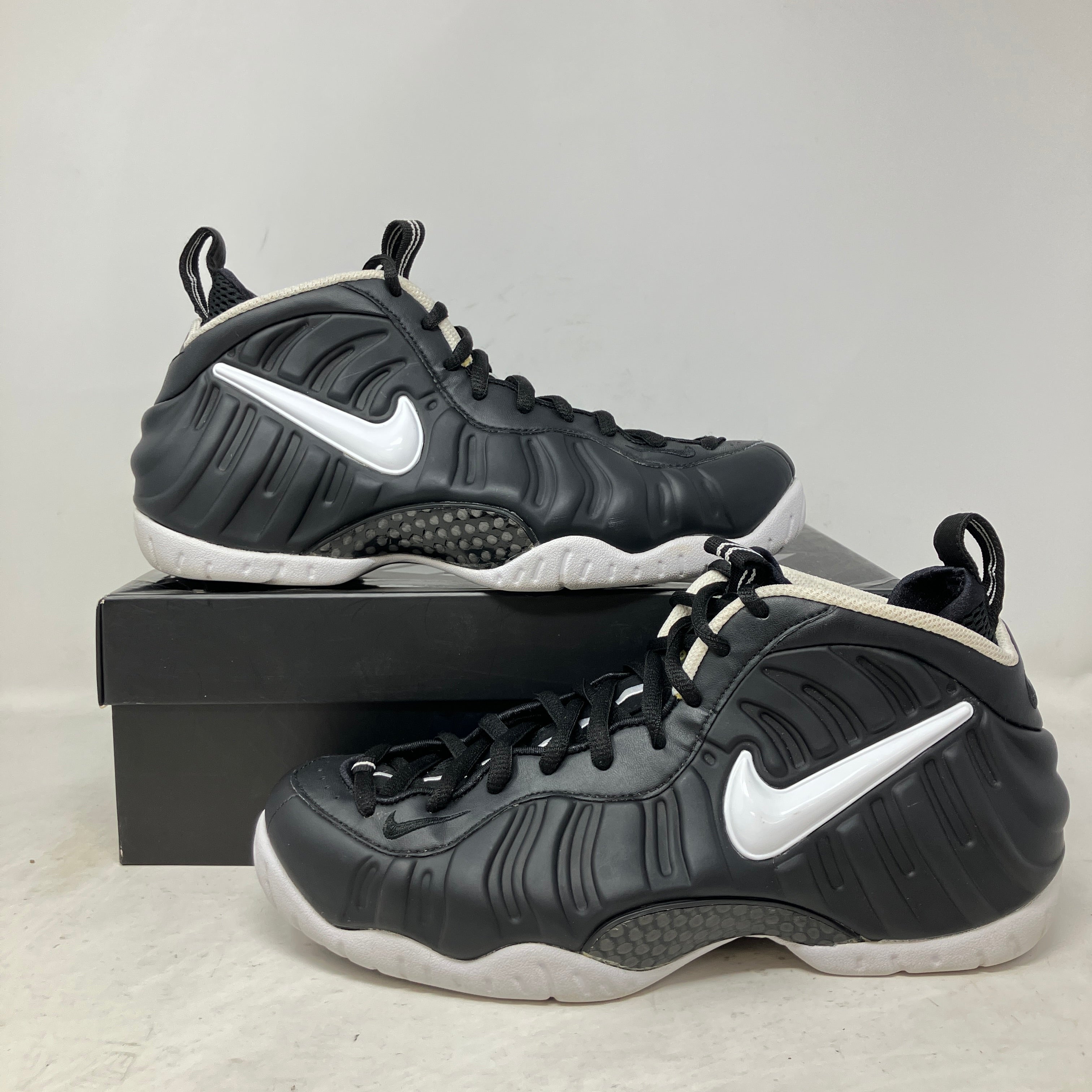 Nike Air Foamposite Pro Dr. Doom (2016)