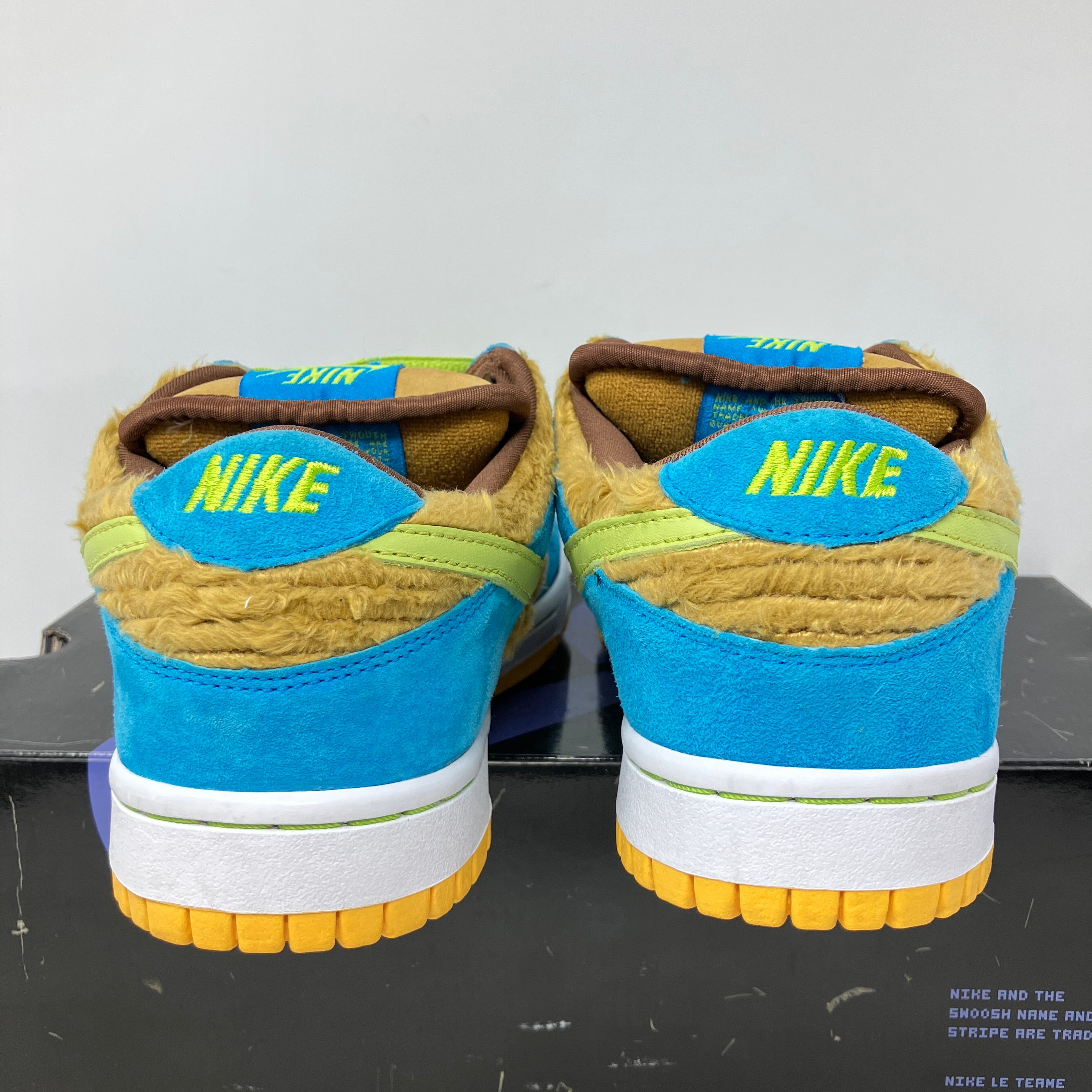 Nike SB Dunk Low Baby Bear