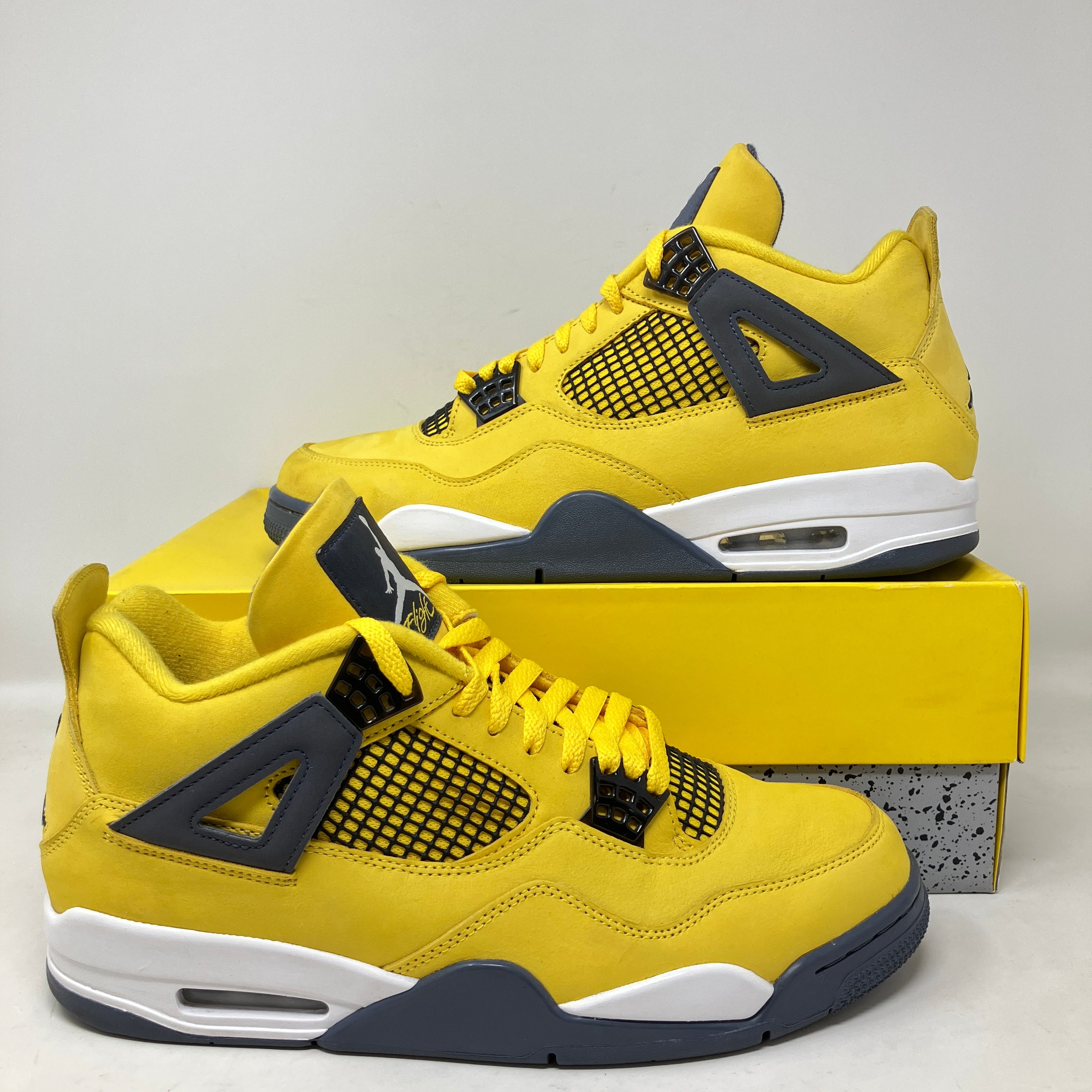 Jordan 4 Retro Lightning (2021)