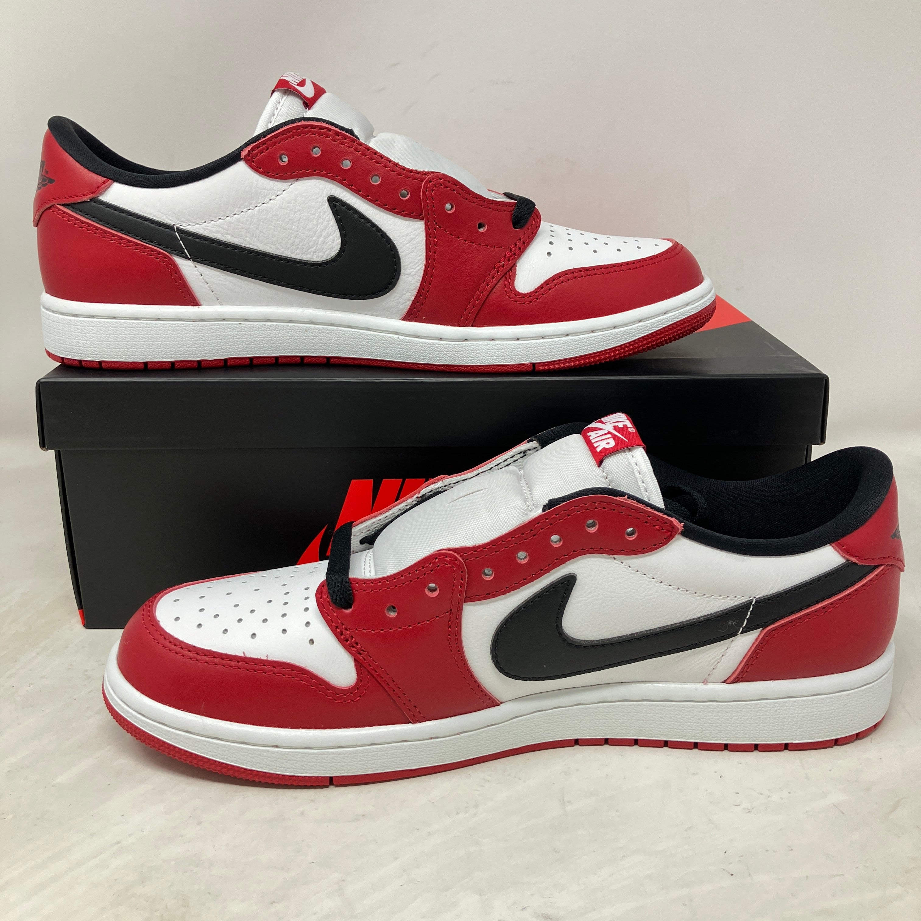 Jordan 1 Retro Low OG Chicago (2025)