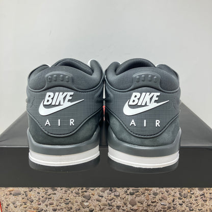 Jordan 4 RM SP Nigel Sylvester Driveway Grey