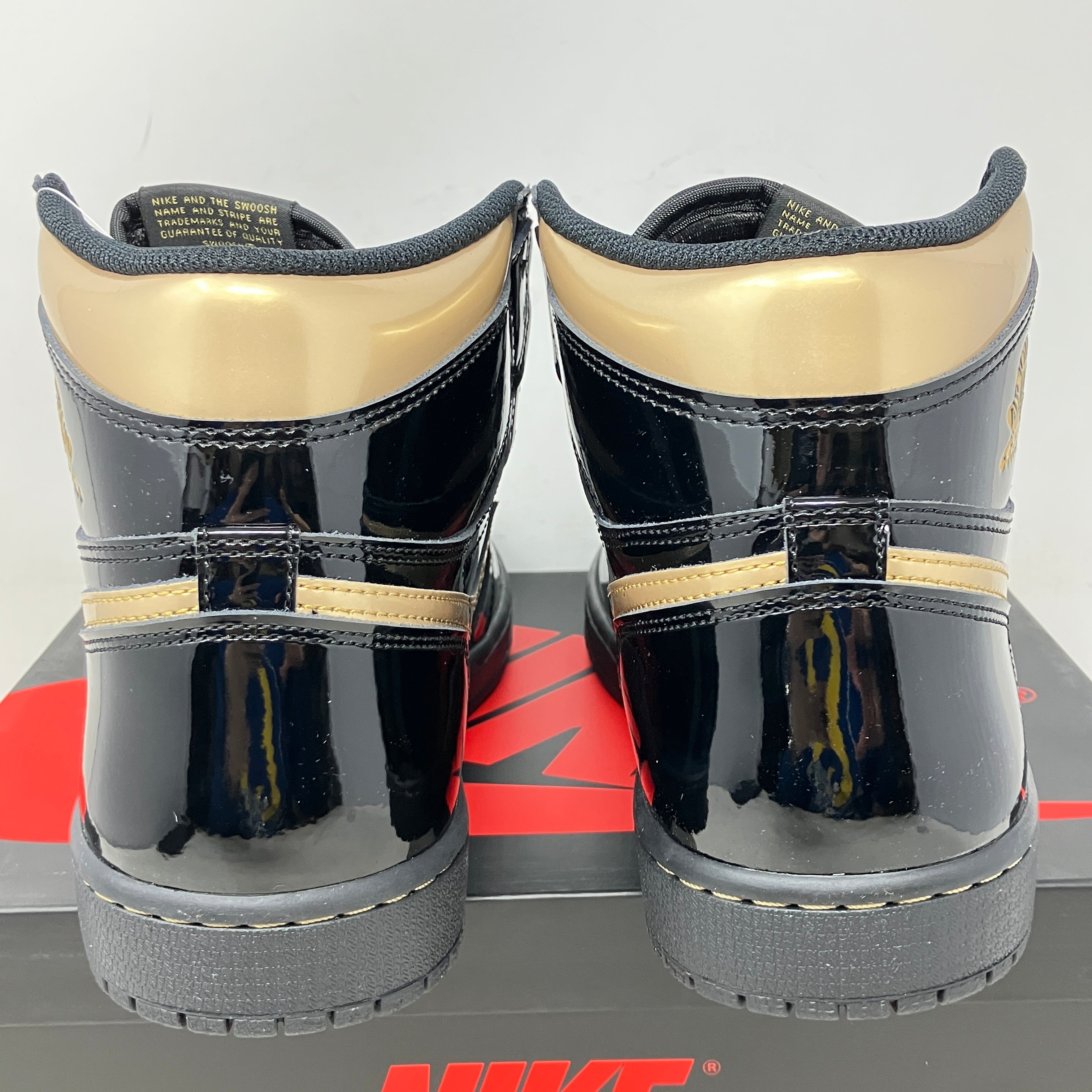 Jordan 1 Retro High Black Metallic Gold (2020)