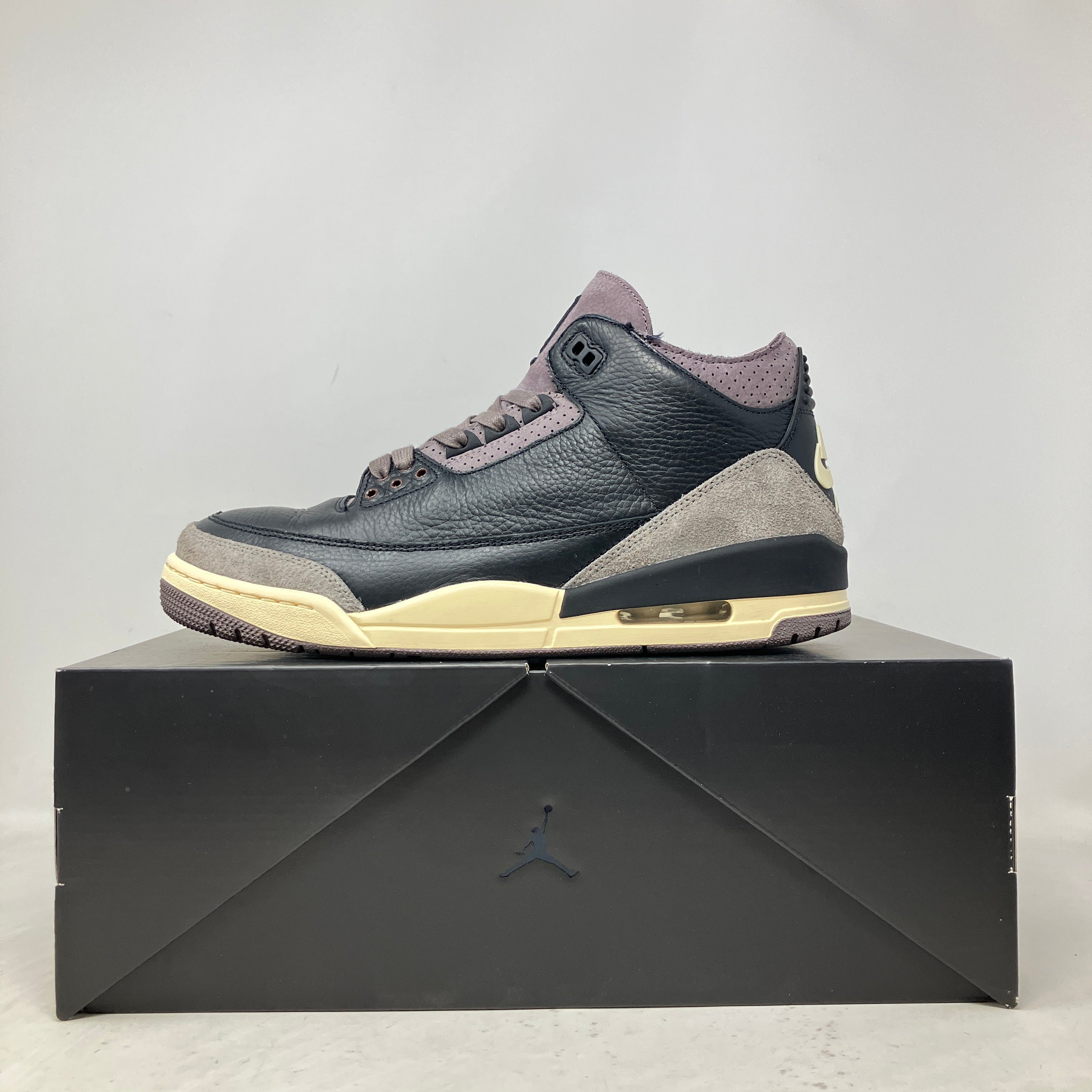 Jordan 3 Retro OG SP A Ma Maniére While You Were Sleeping (Women's)