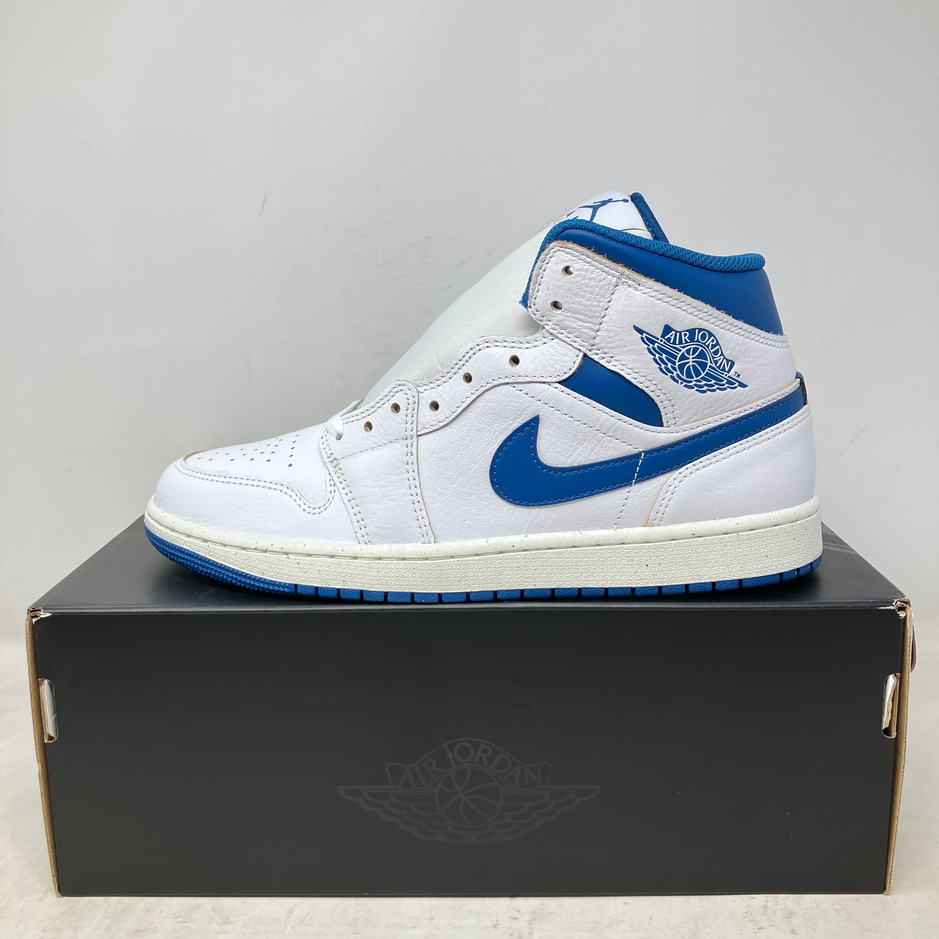 Jordan 1 Mid SE Industrial Blue