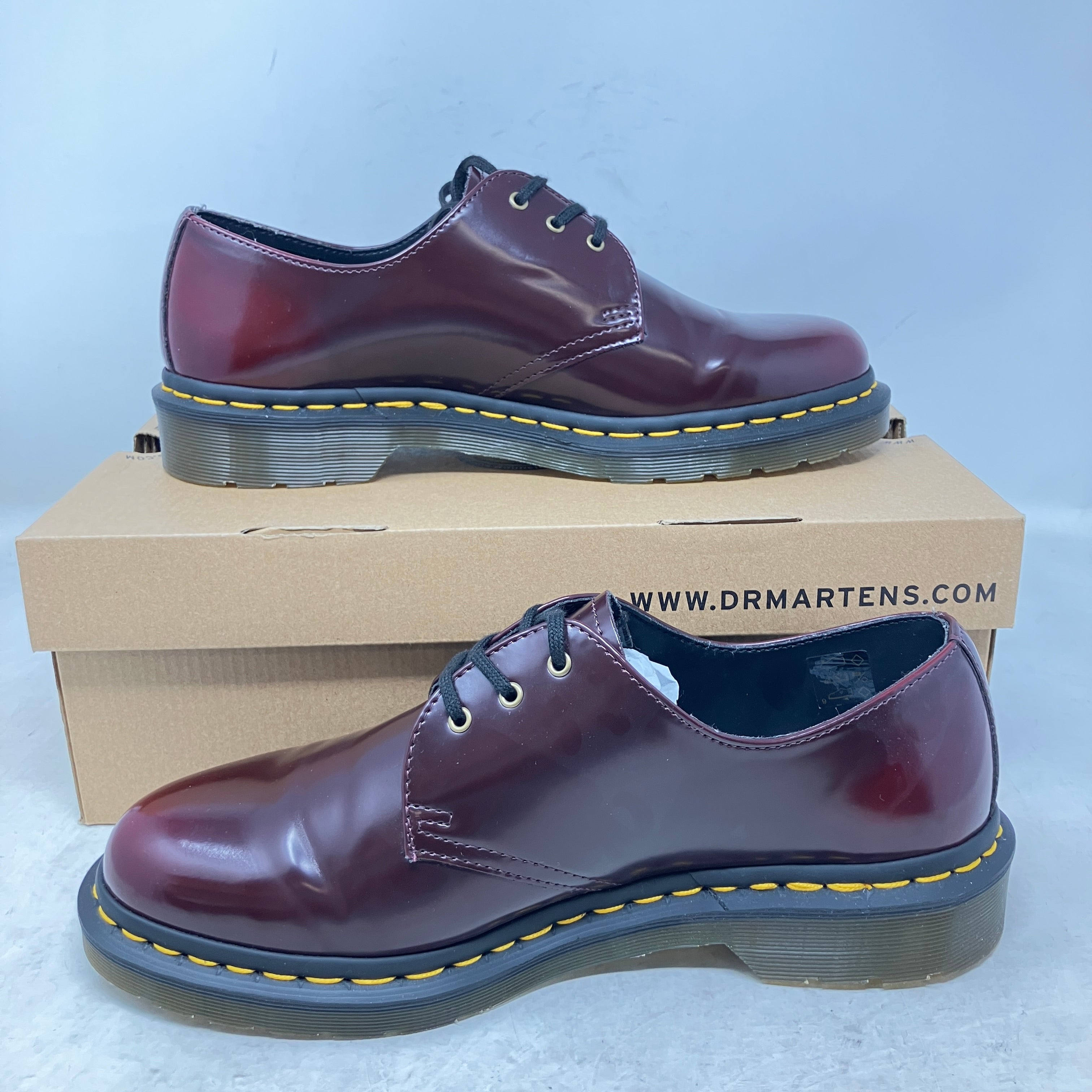 Dr Martens 3 Loch 1461 Cherry Red Vegan