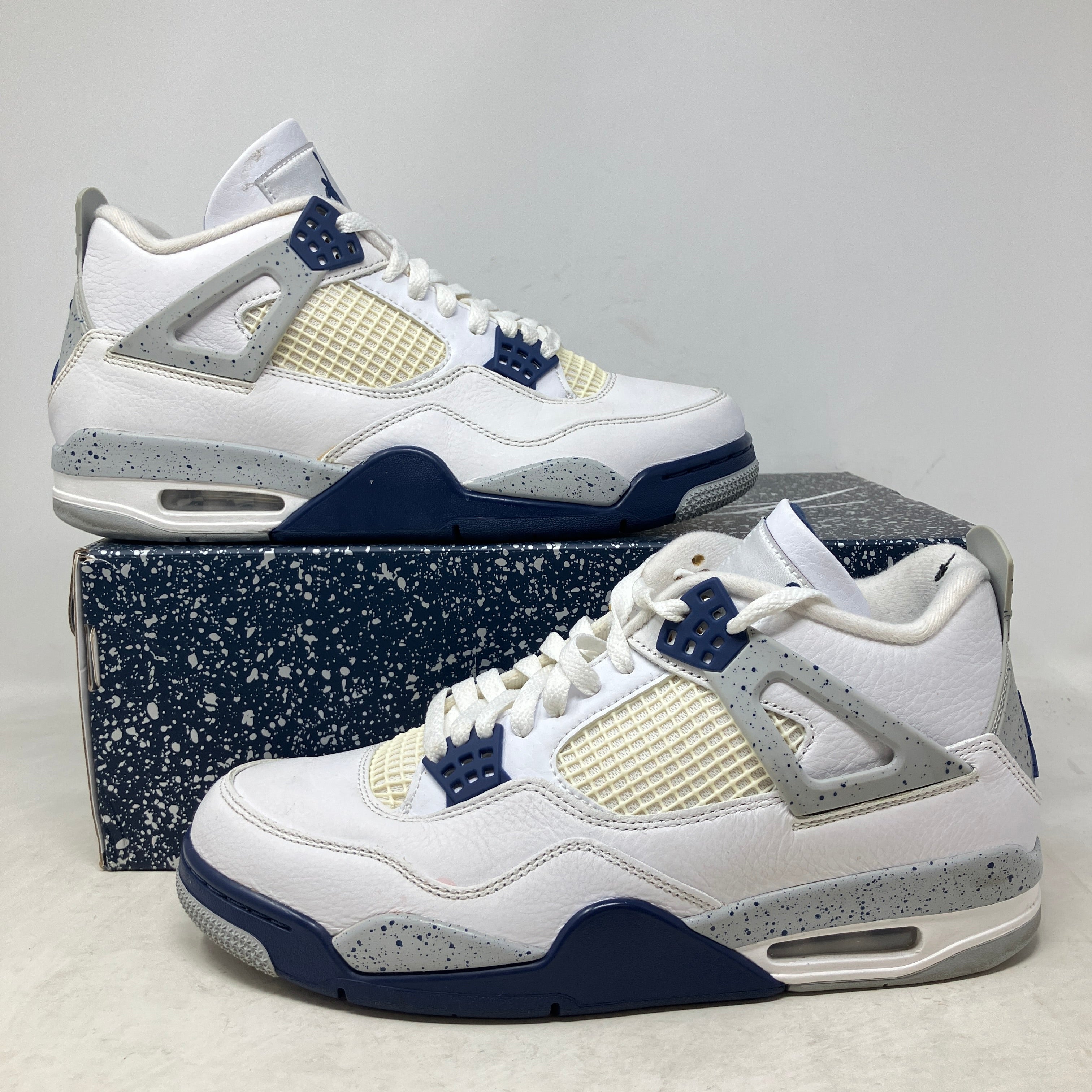 Jordan 4 Retro Midnight Navy