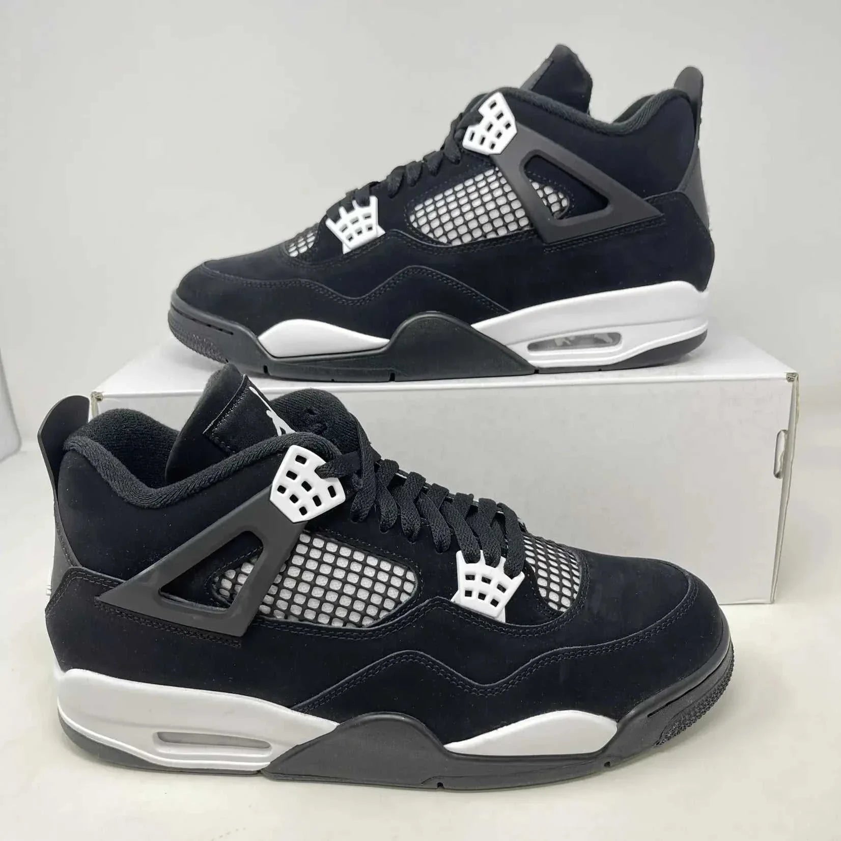 Jordan 4 Retro White Thunder