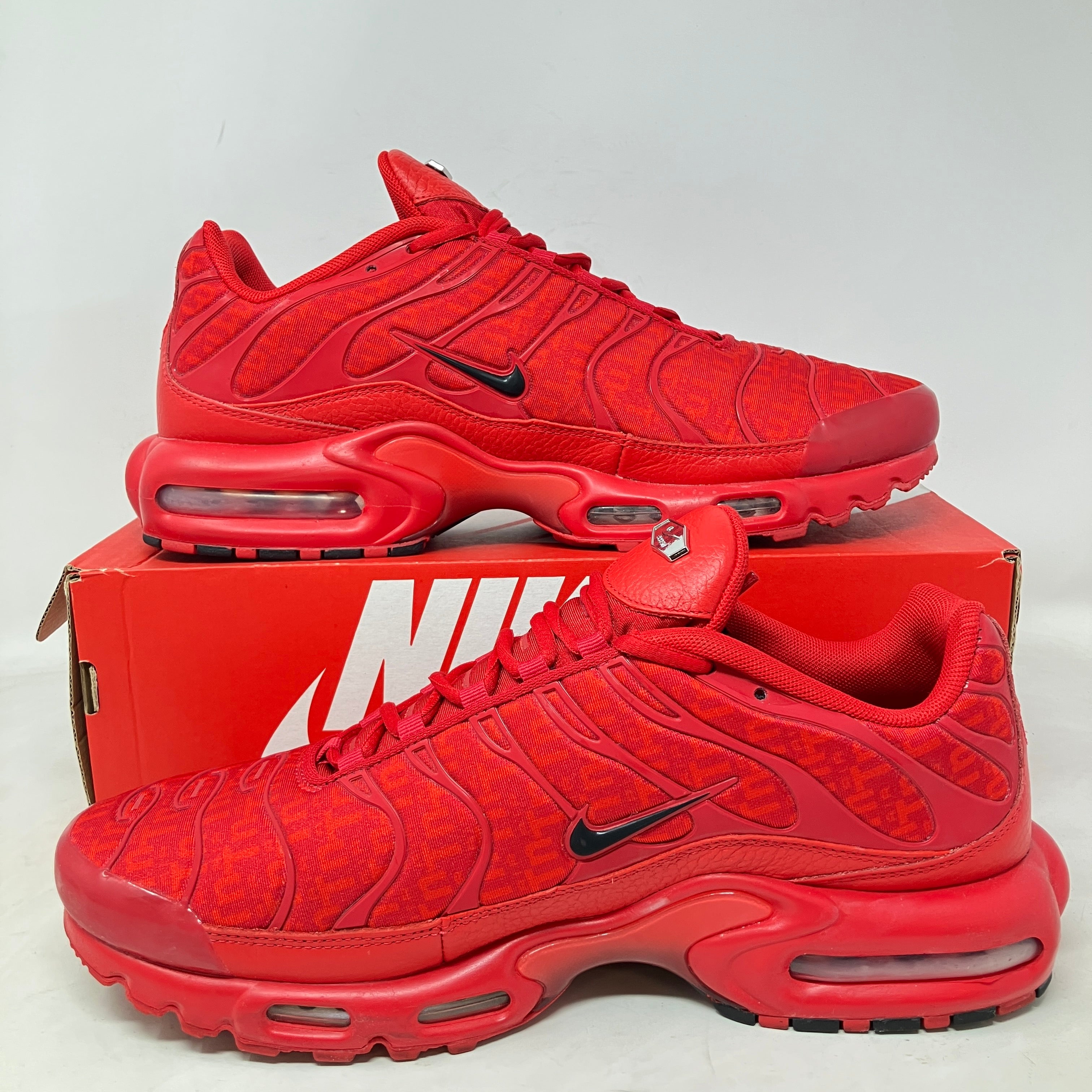 Nike Air Max Plus University Red Chile Red