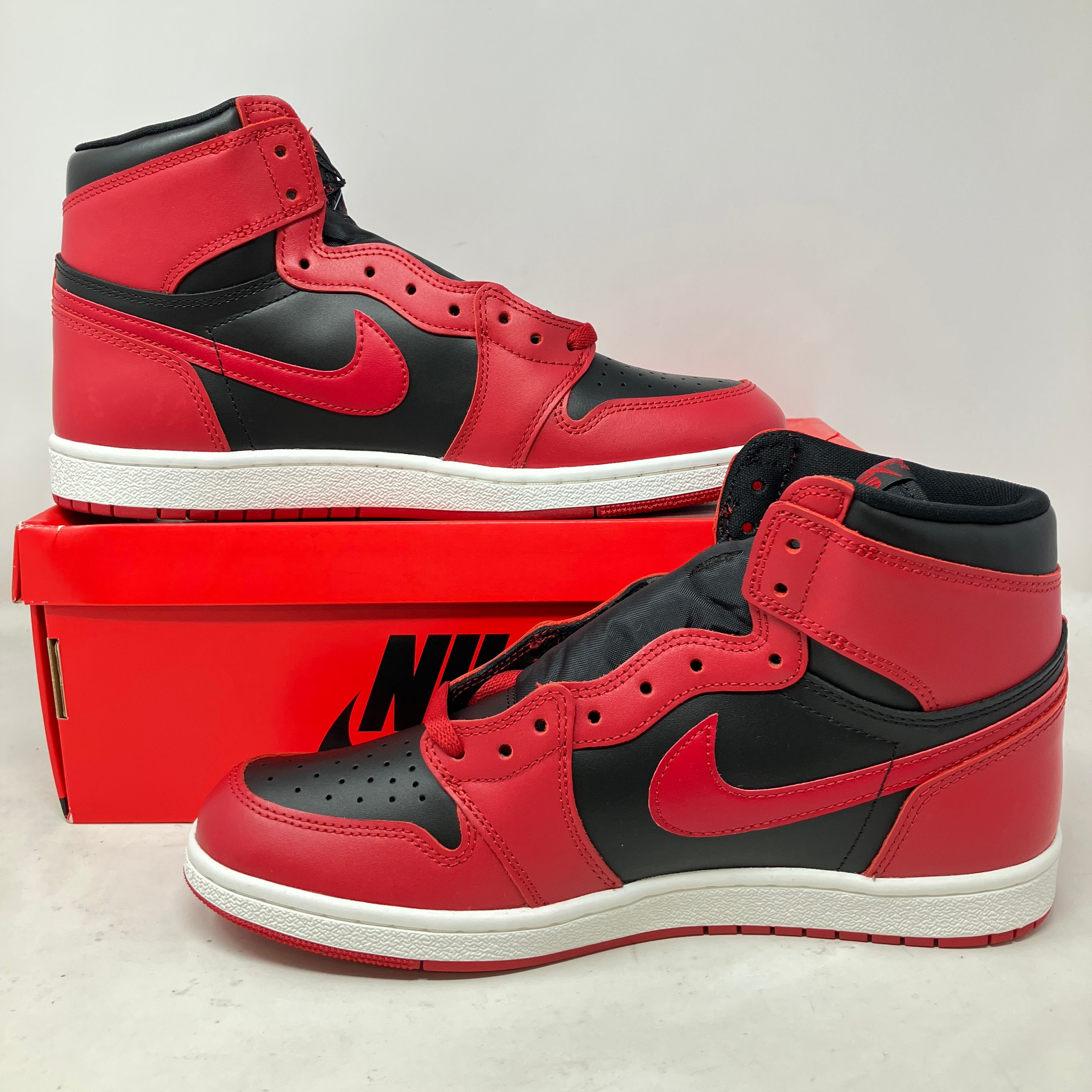 Jordan 1 Retro High '85 Varsity Red