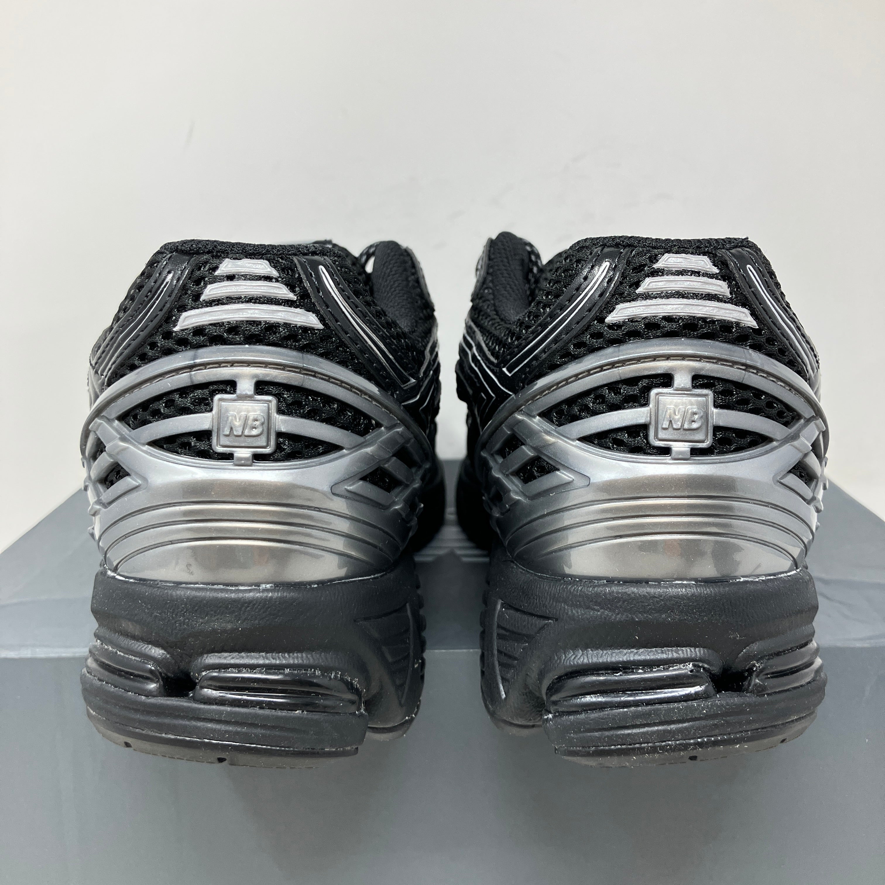 New Balance 1906R Black Silver