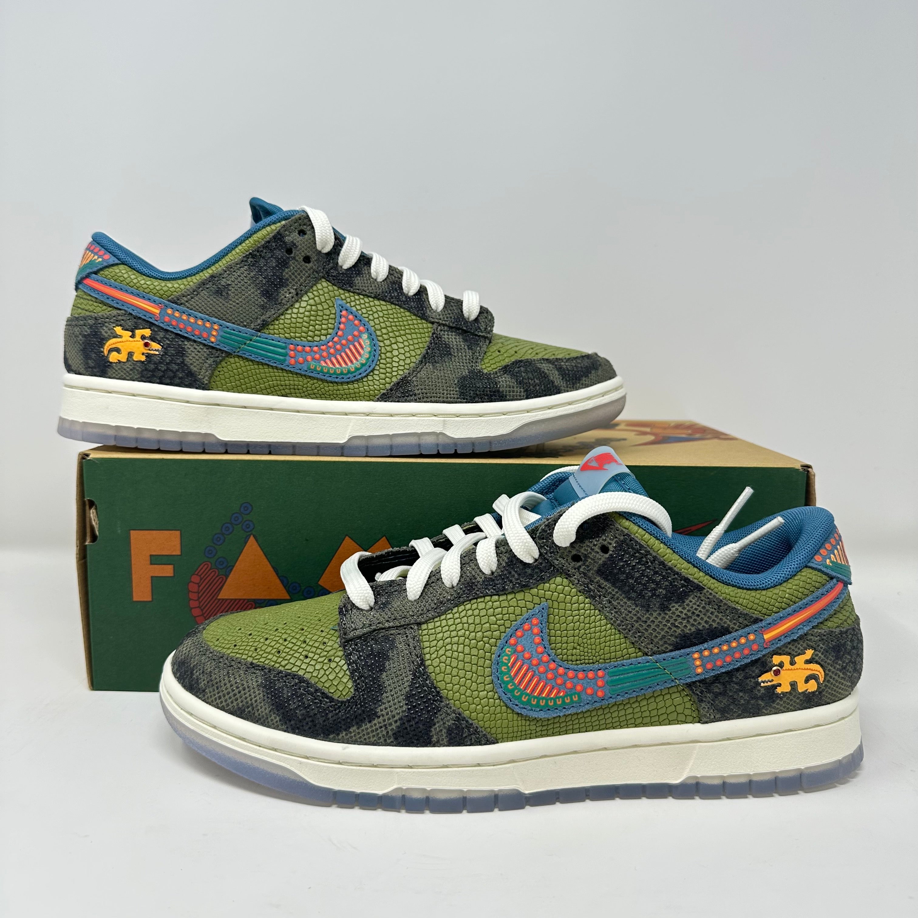 Nike Dunk Low Siempre Familia